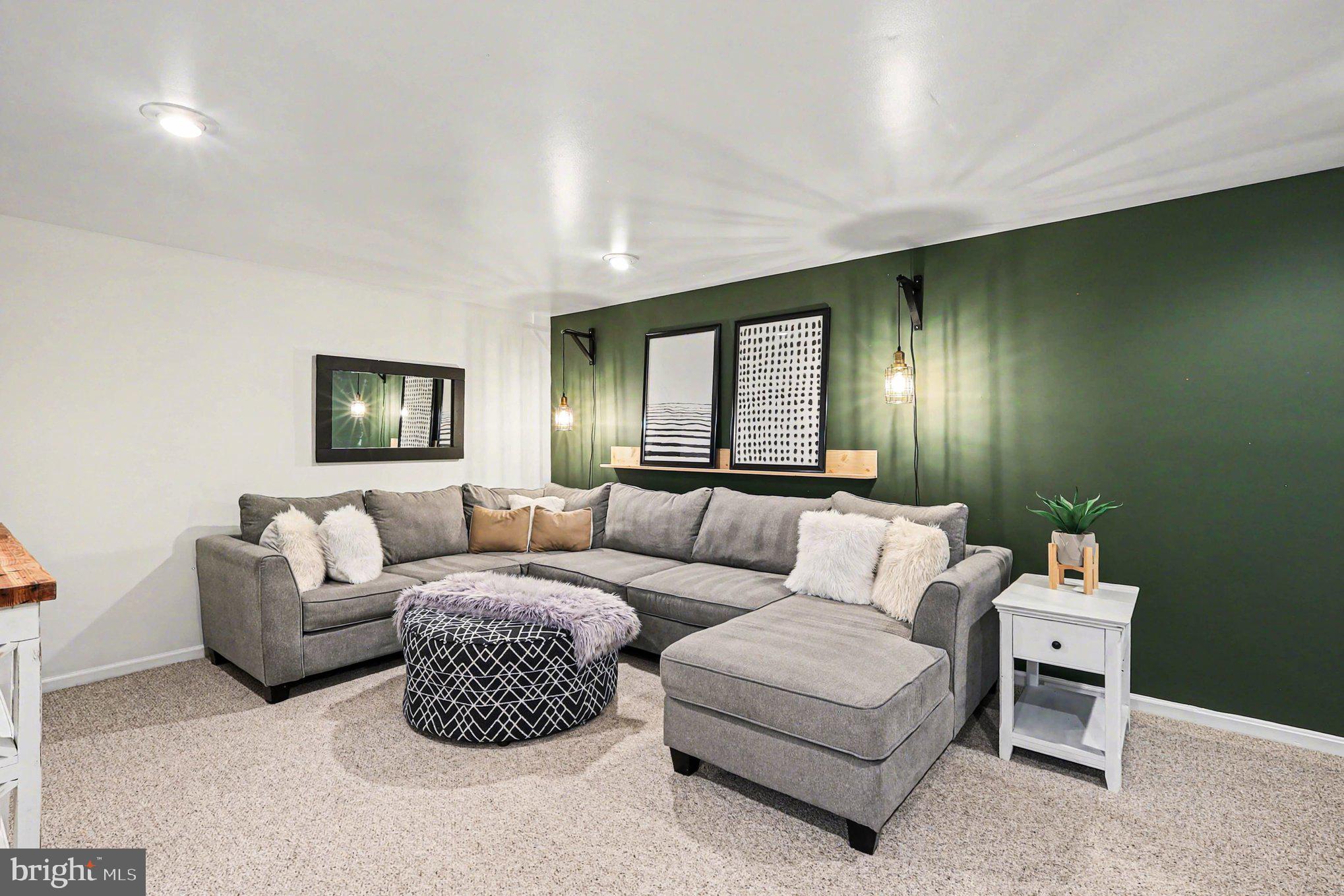 CARRIAGE HILL ESTATES - Residential