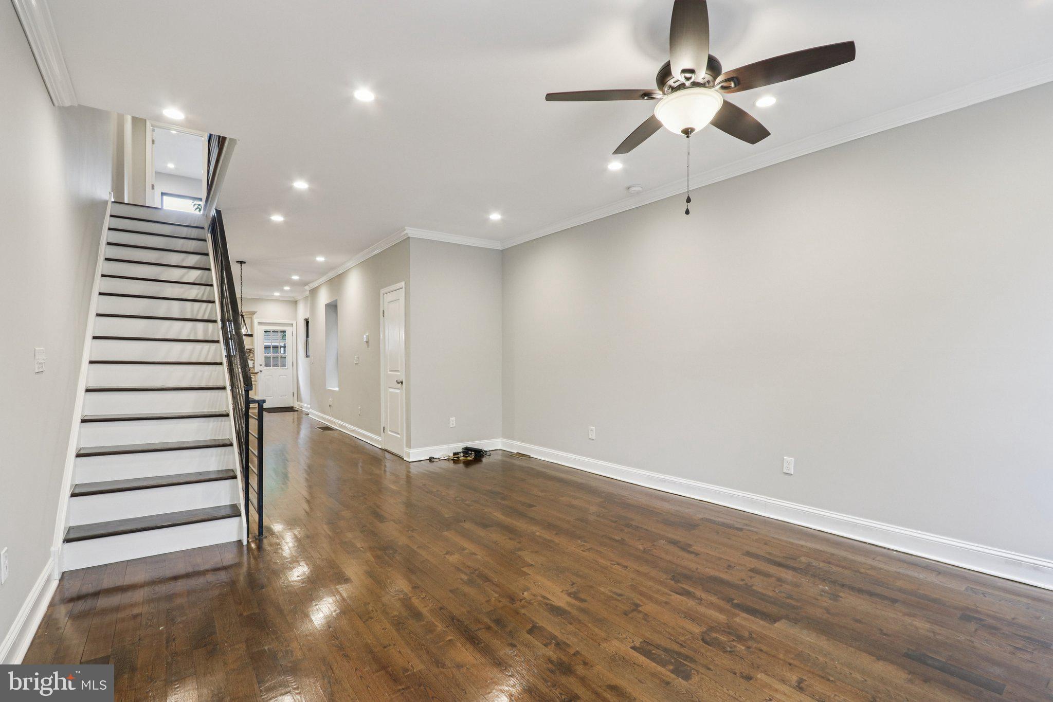 POINT BREEZE - Residential