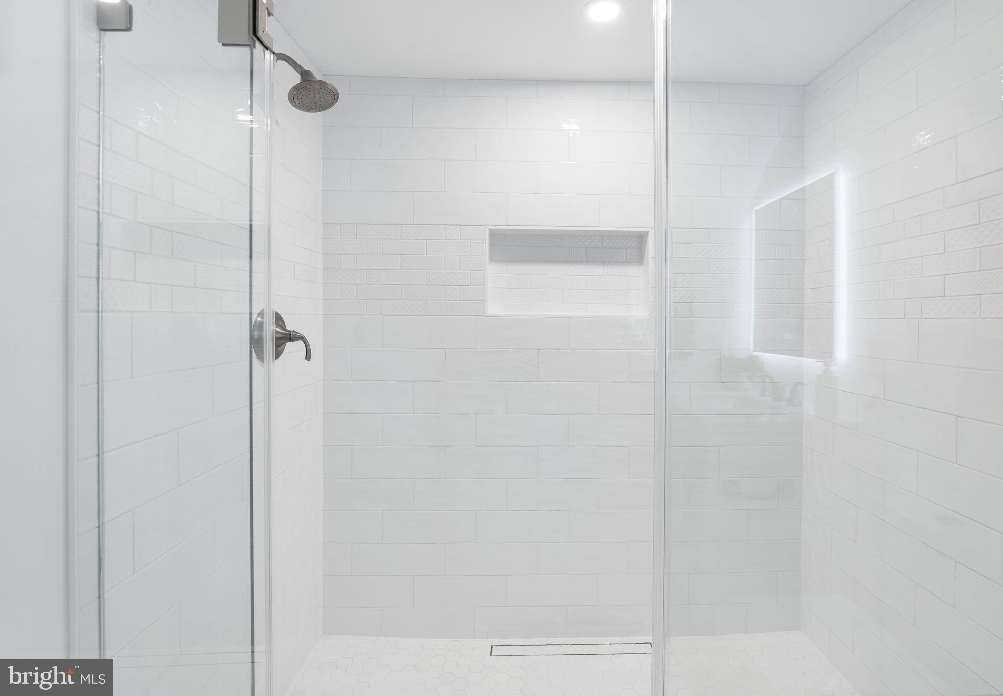 ARLINGTON FOREST - Residential