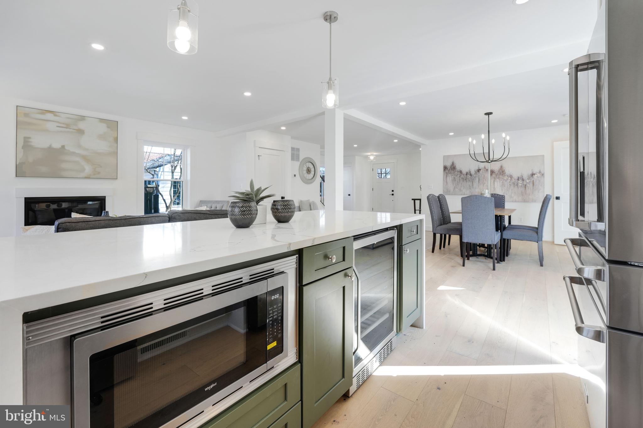 ARLINGTON FOREST - Residential