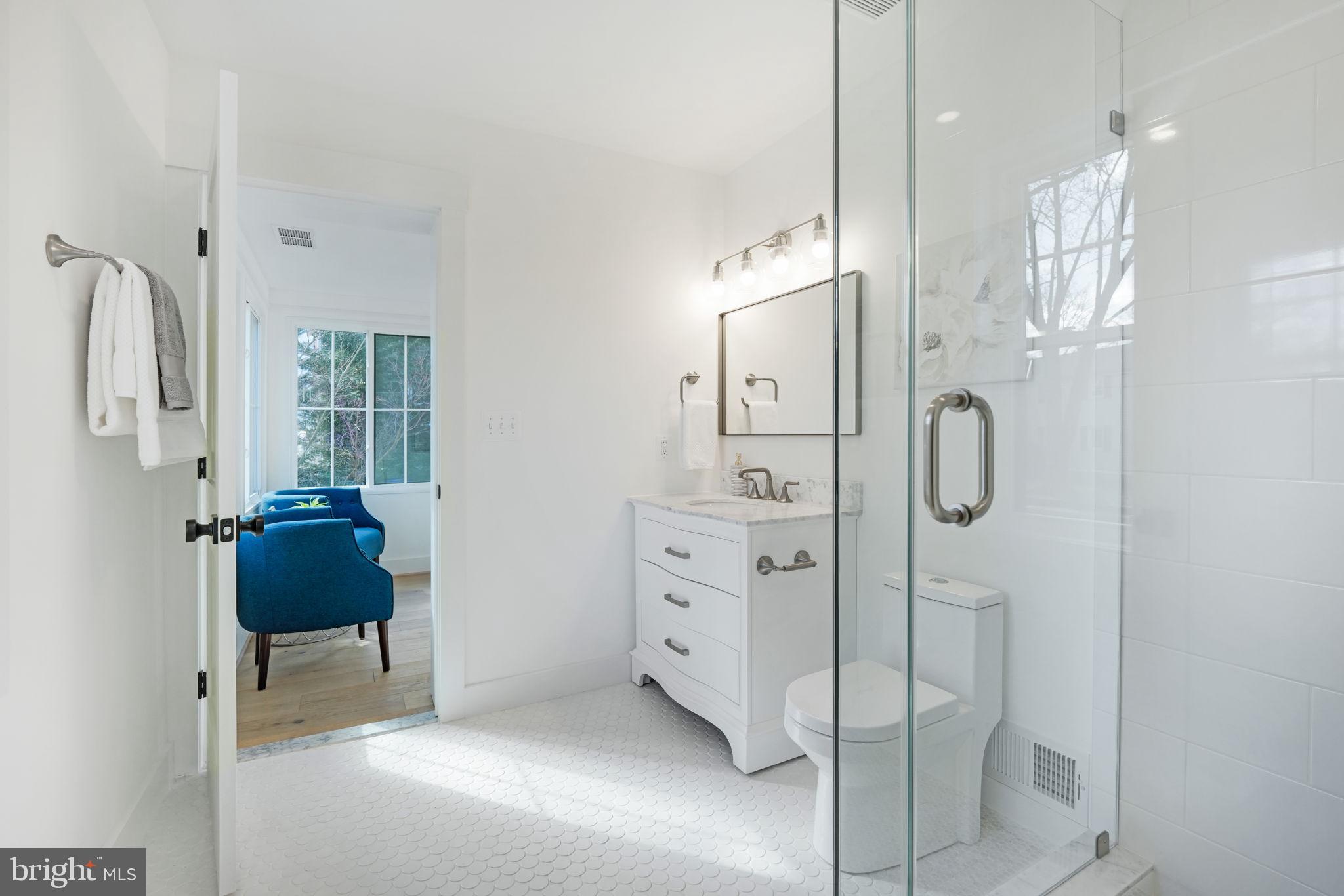 ARLINGTON FOREST - Residential