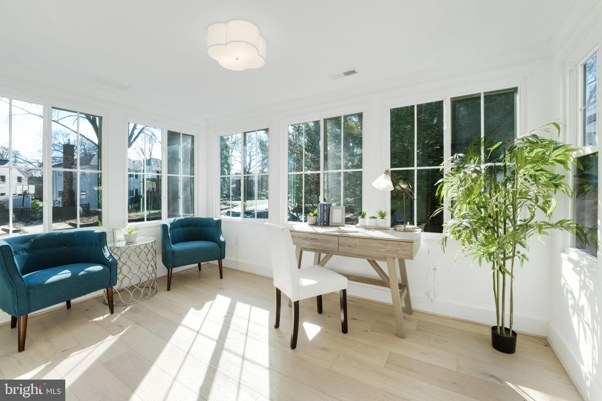 ARLINGTON FOREST - Residential