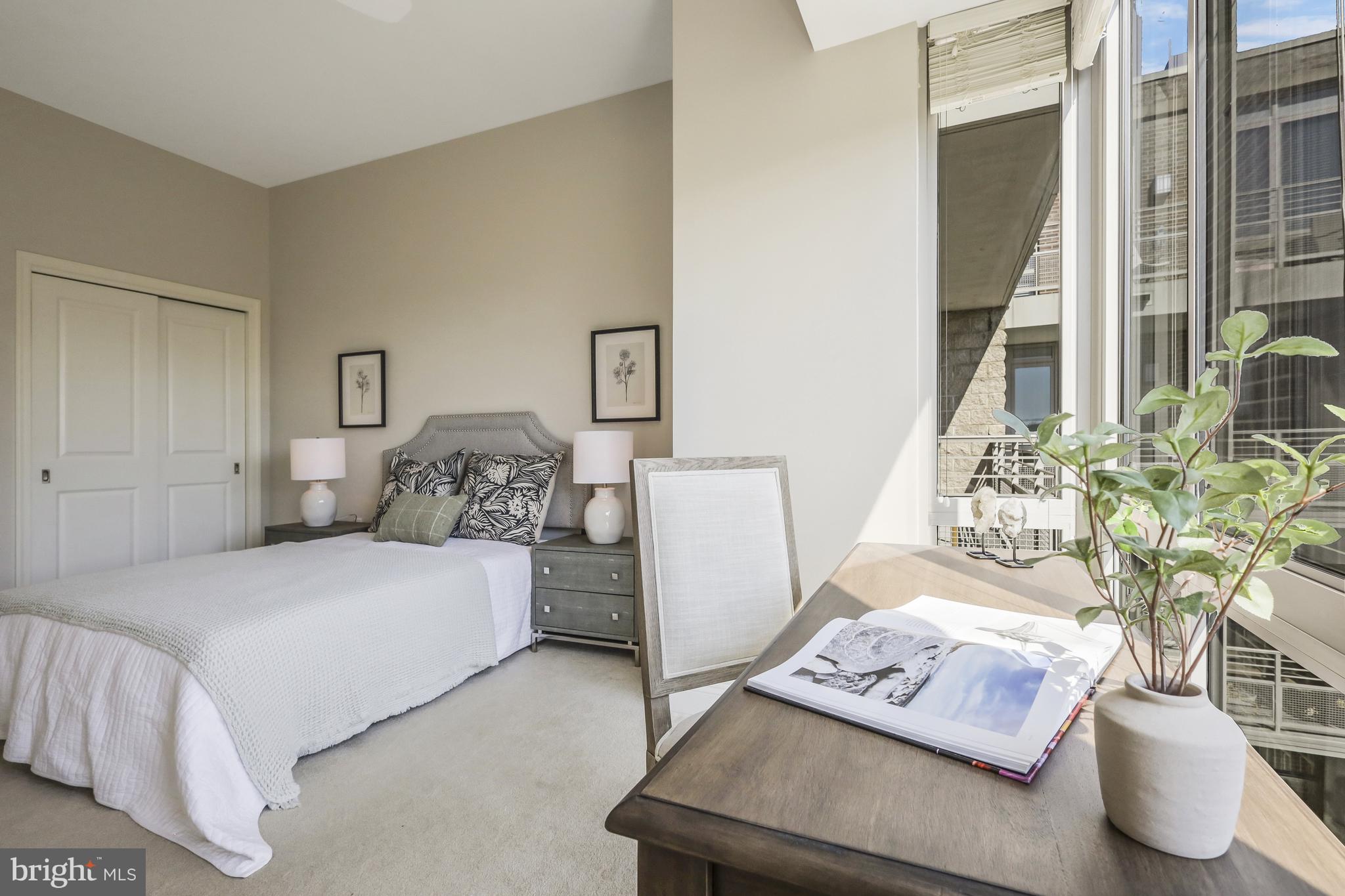 THE BYRON - Residential