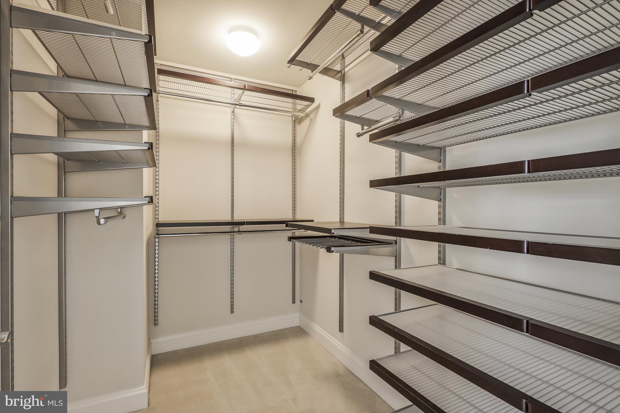 THE BYRON - Residential