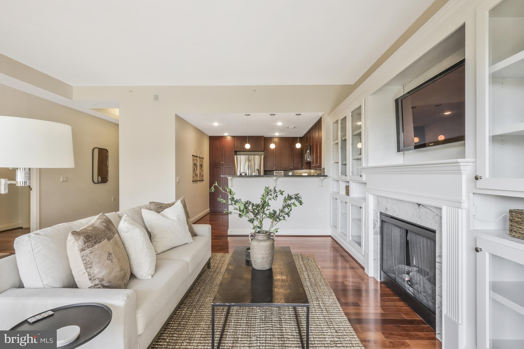 THE BYRON - Residential