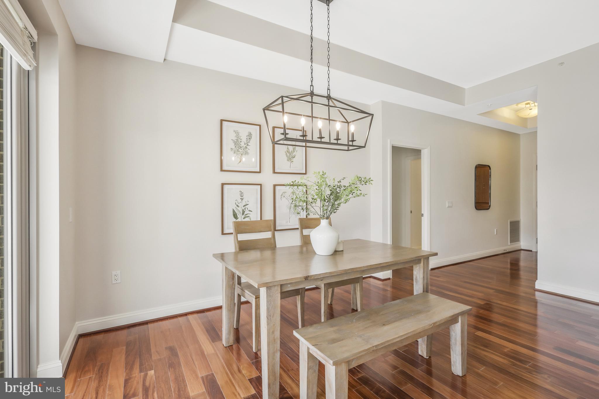 THE BYRON - Residential