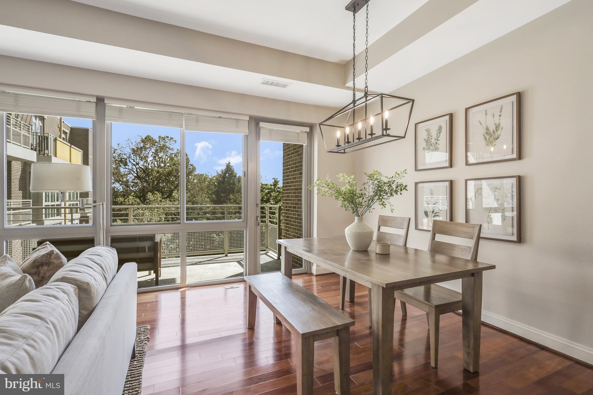 THE BYRON - Residential