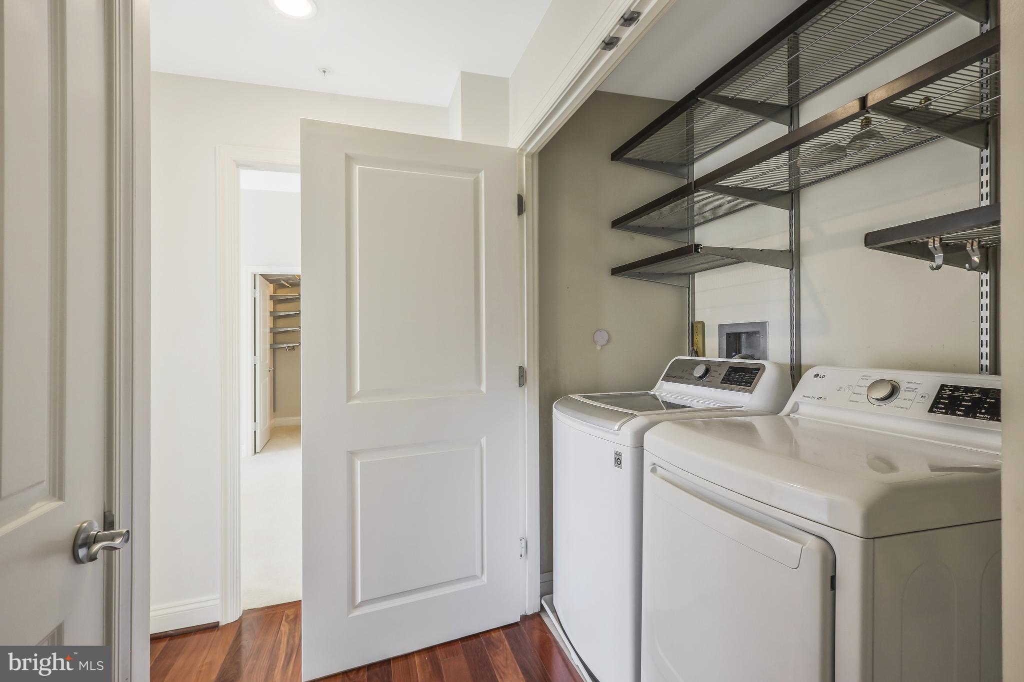 THE BYRON - Residential