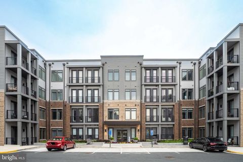 1669 BANDIT LOOP 109A RESTON VA 20190