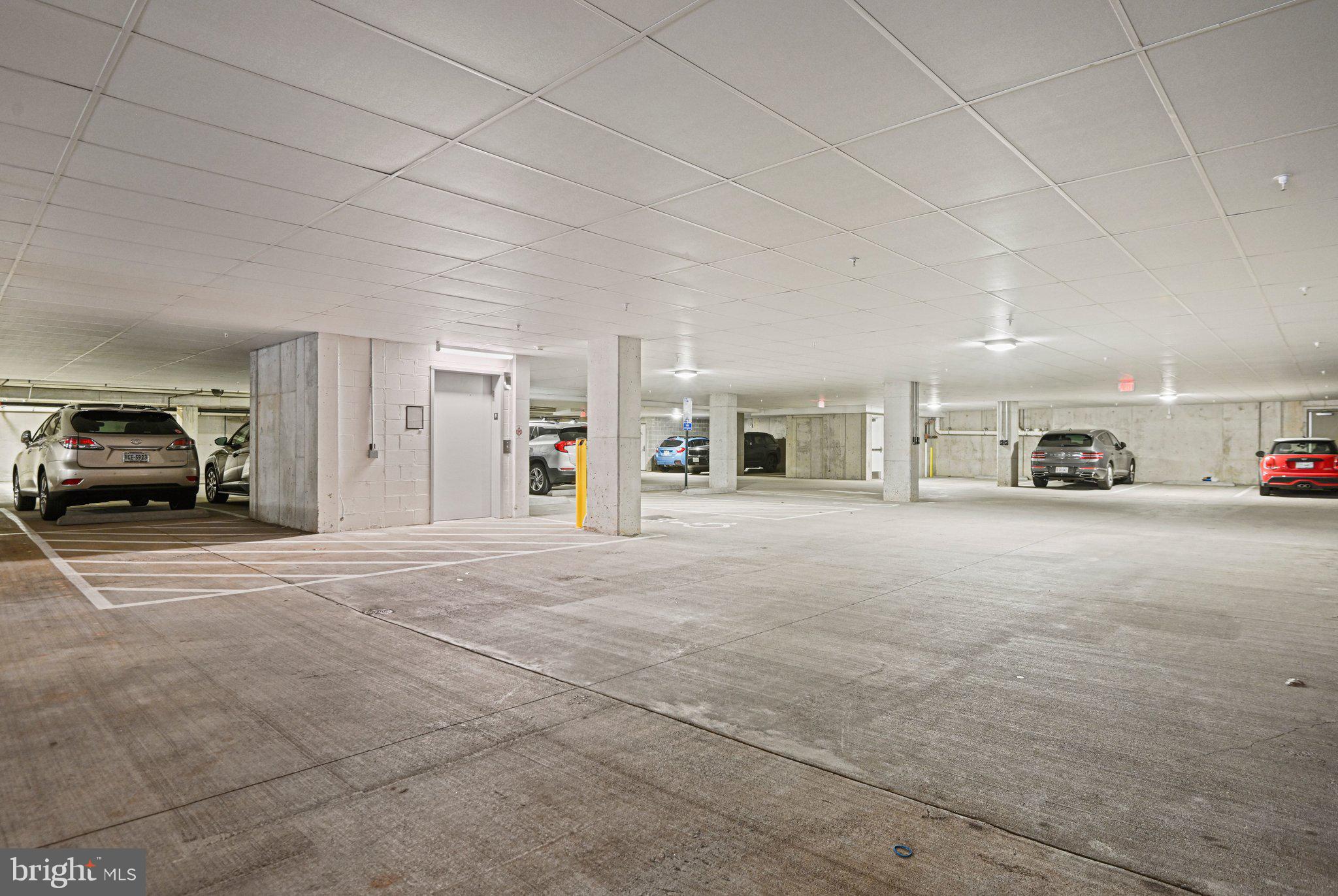 TALL OAKS - Residential