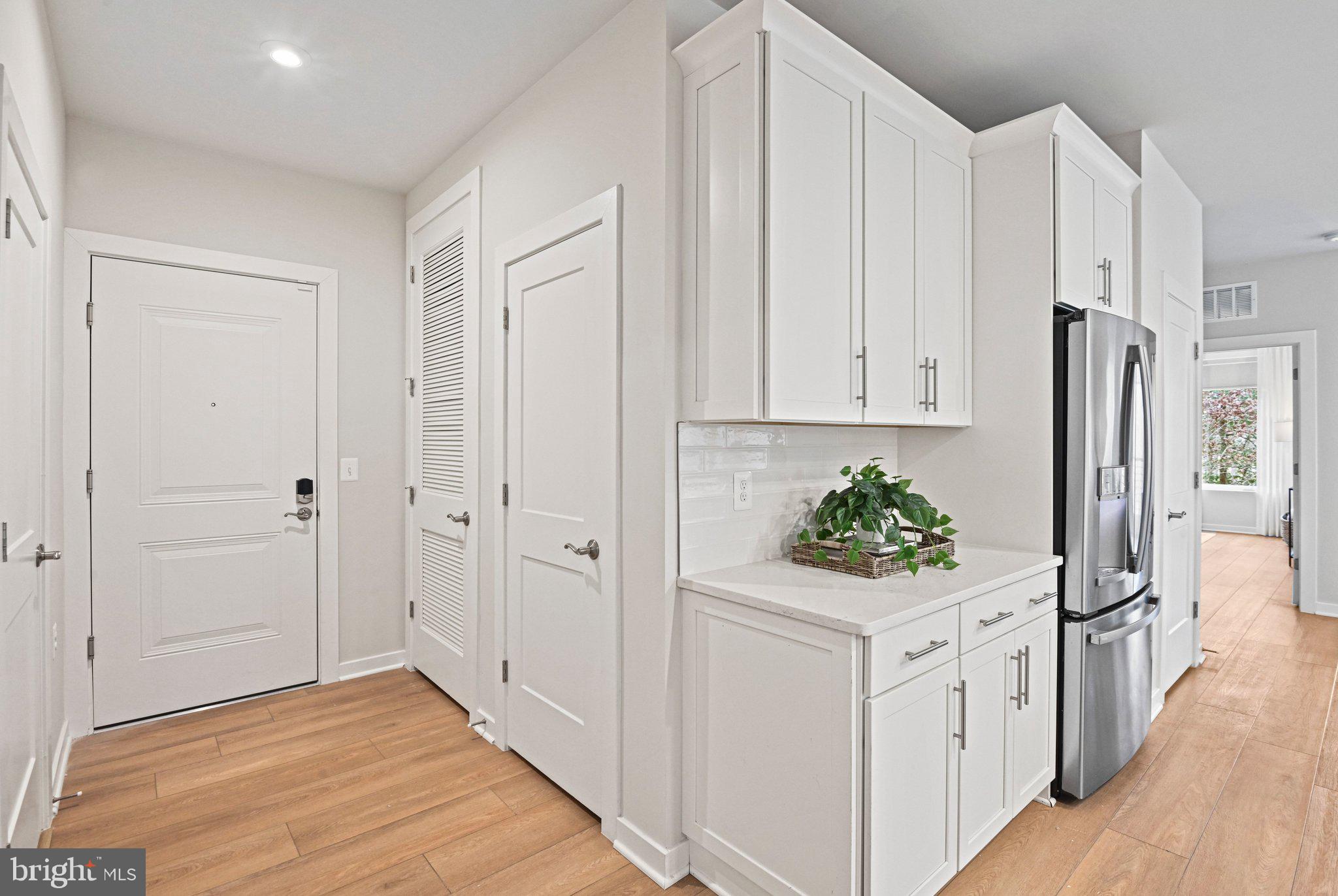 TALL OAKS - Residential