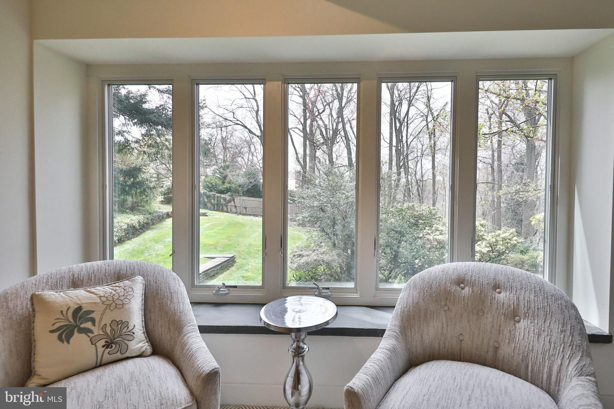 CHESTNUT HILL - Residential