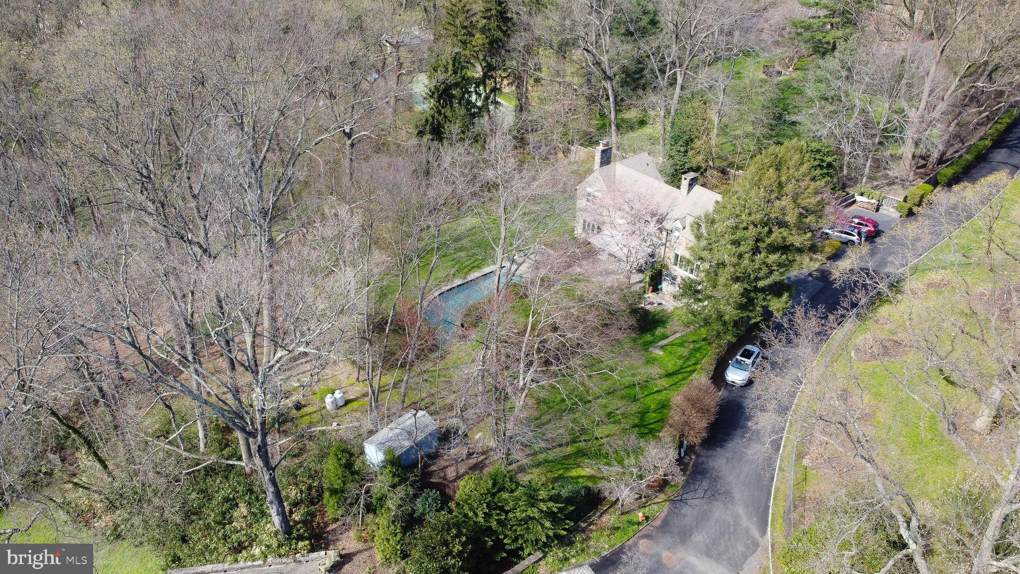 CHESTNUT HILL - Residential