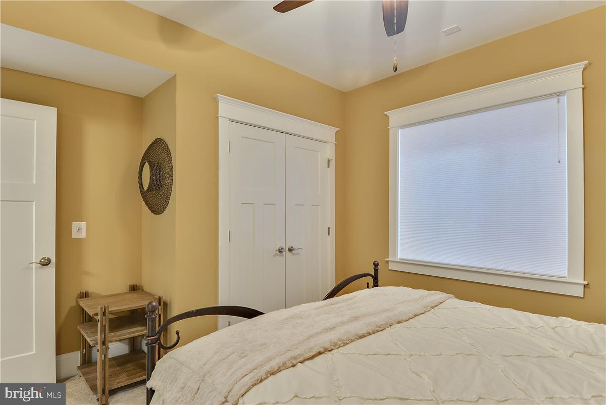 CLARENDON - Residential