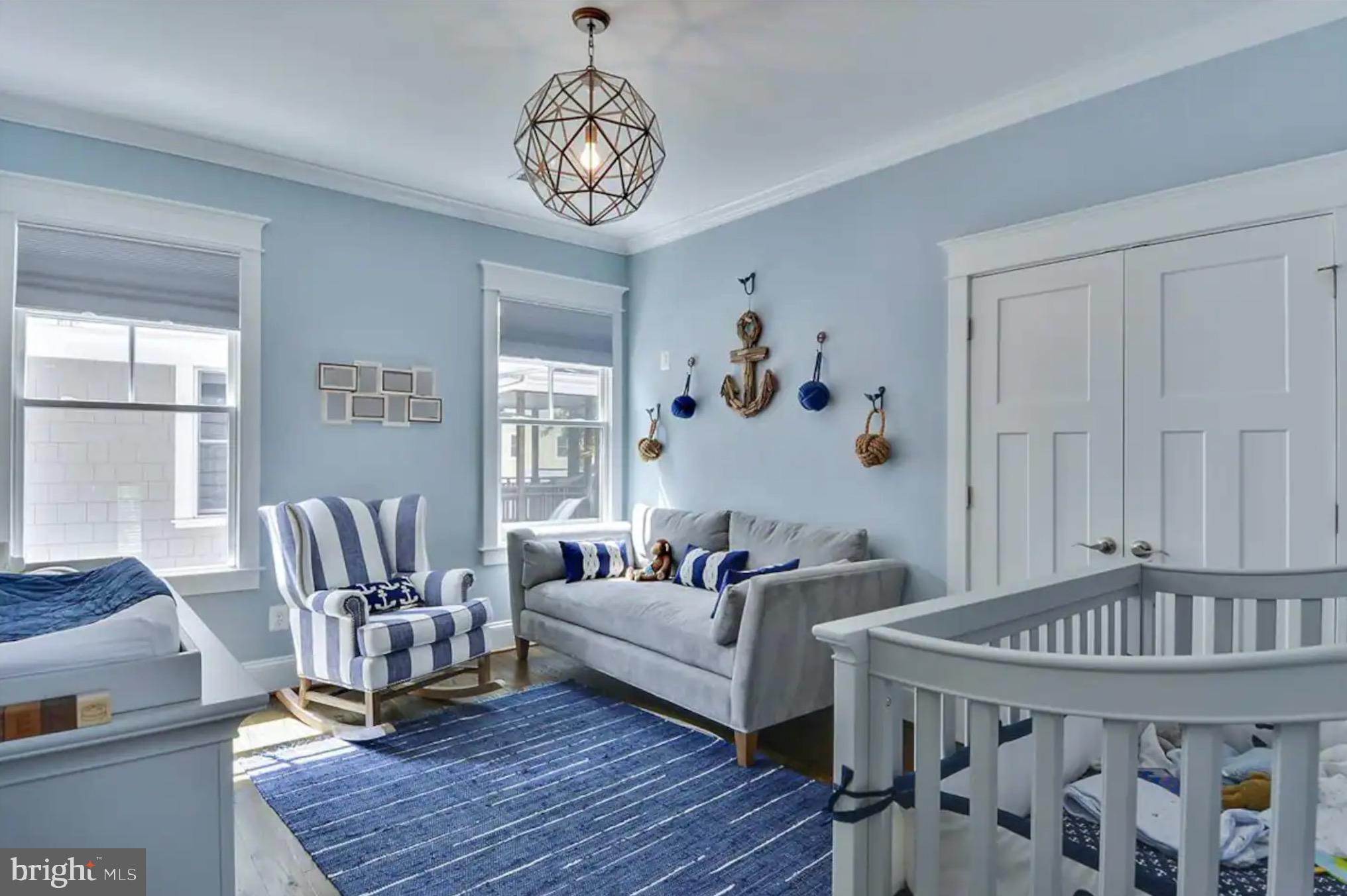 CLARENDON - Residential