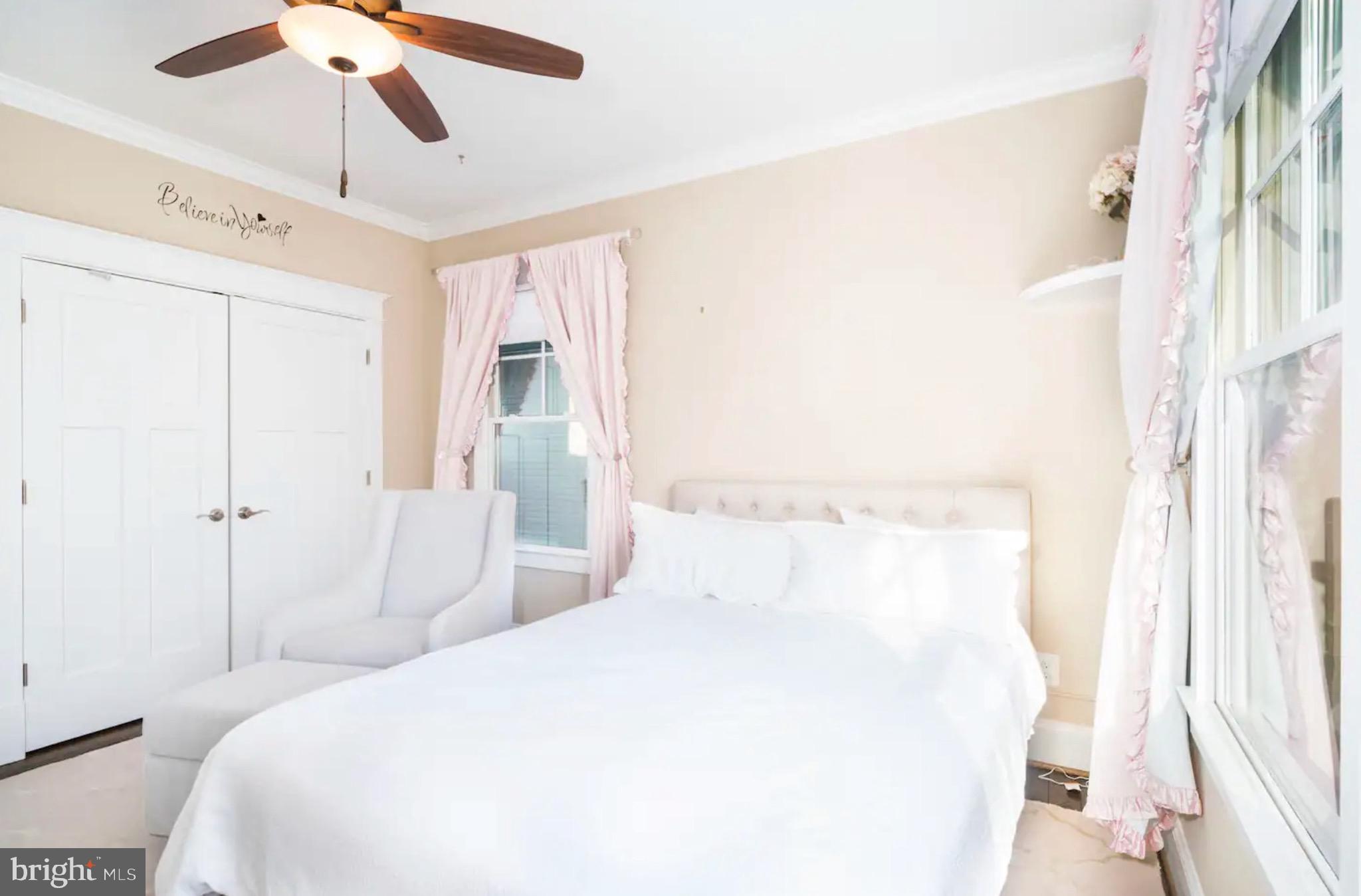 CLARENDON - Residential