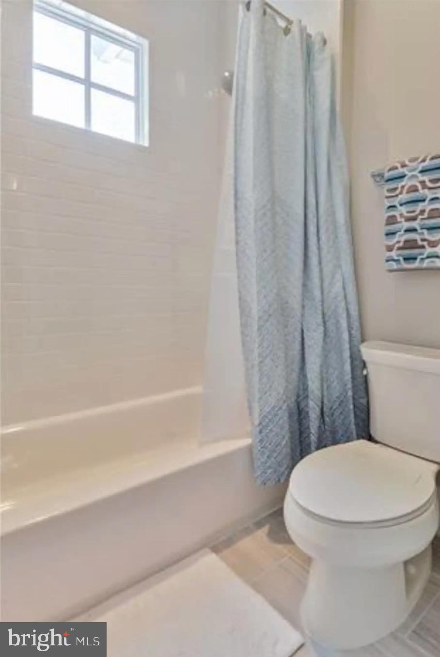 CLARENDON - Residential