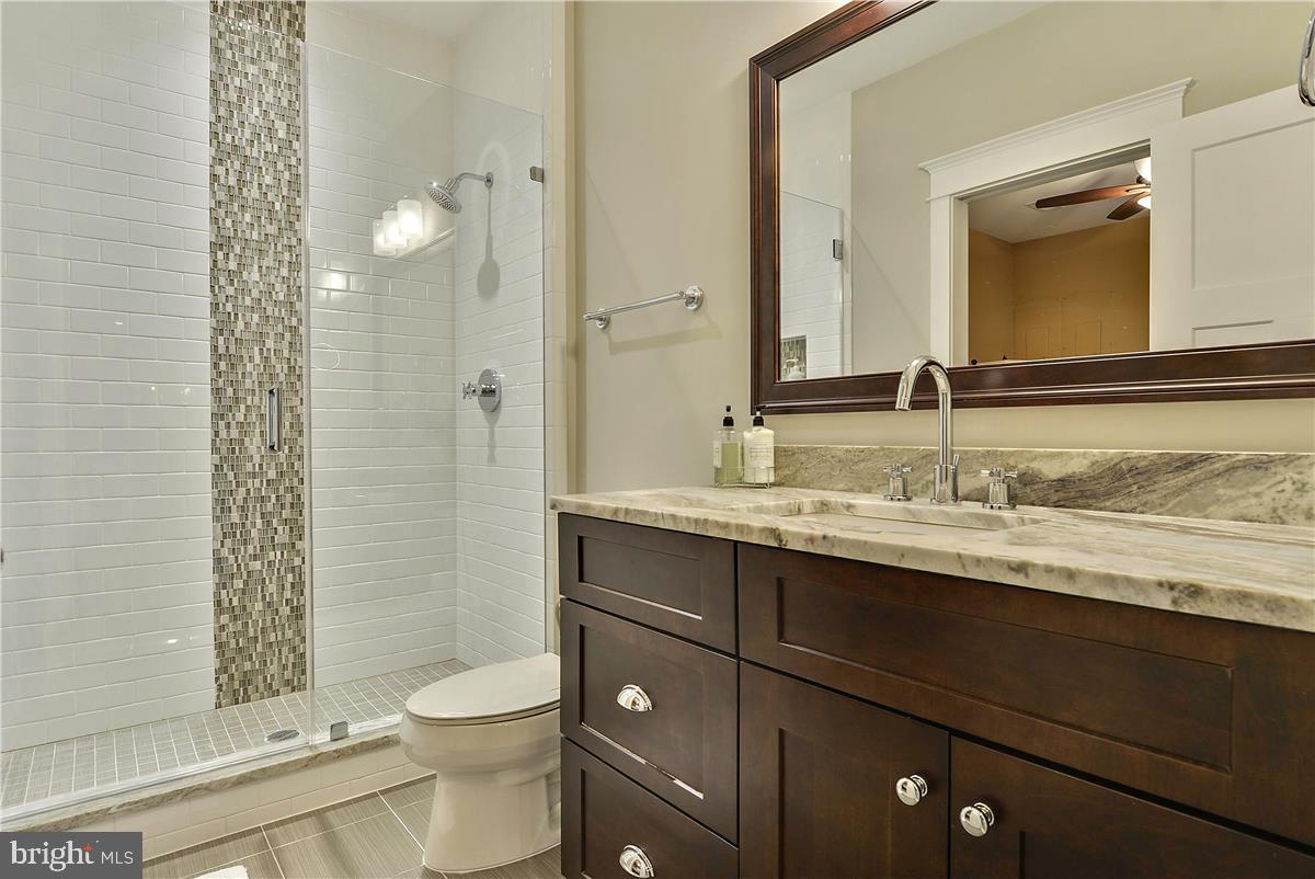 CLARENDON - Residential