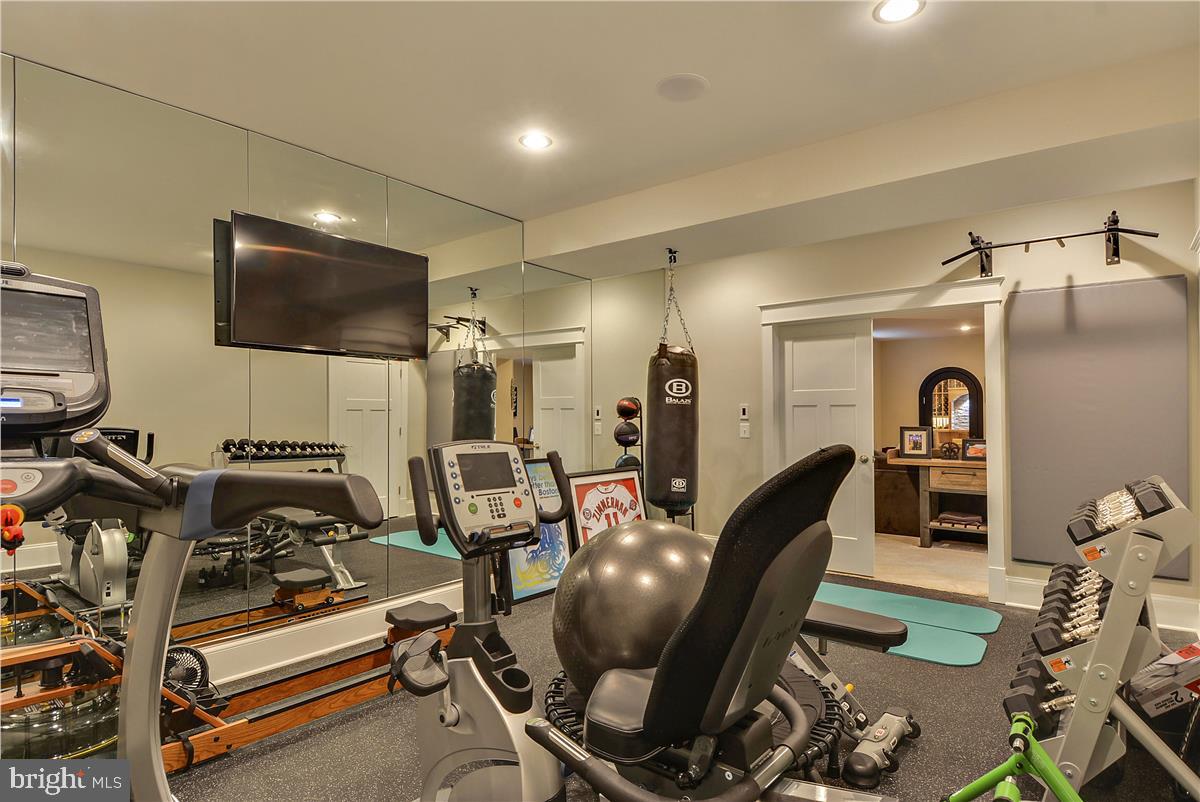 CLARENDON - Residential