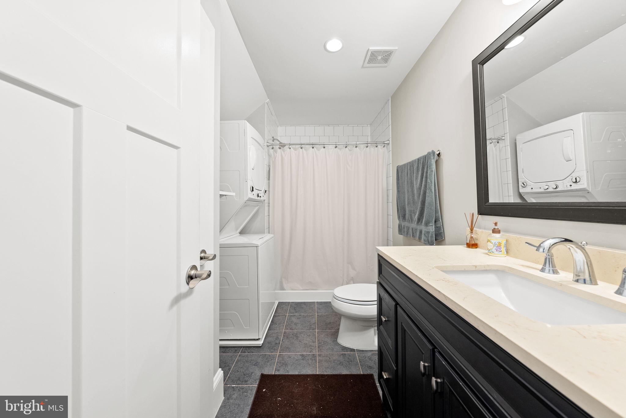 CLARENDON - Residential