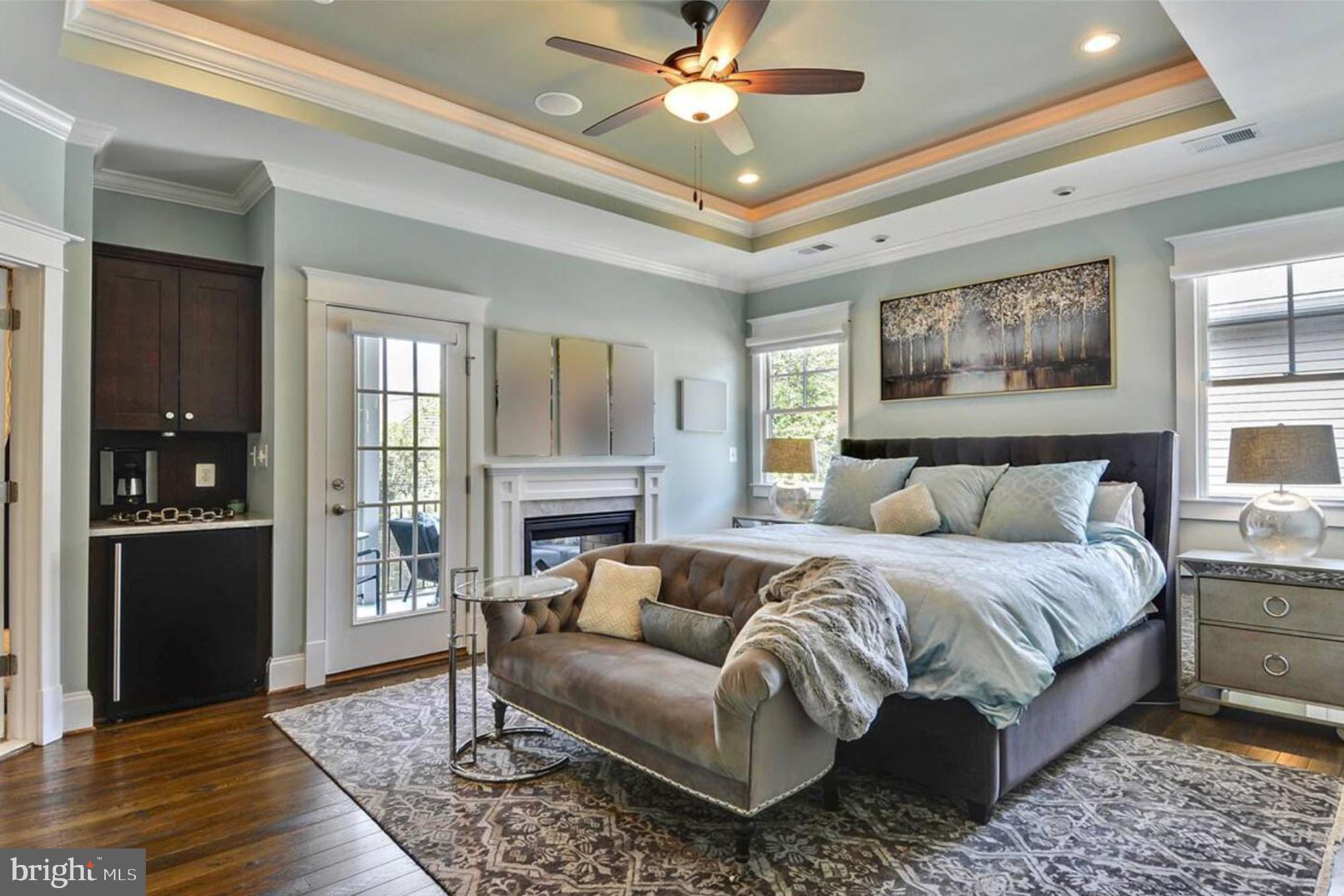 CLARENDON - Residential