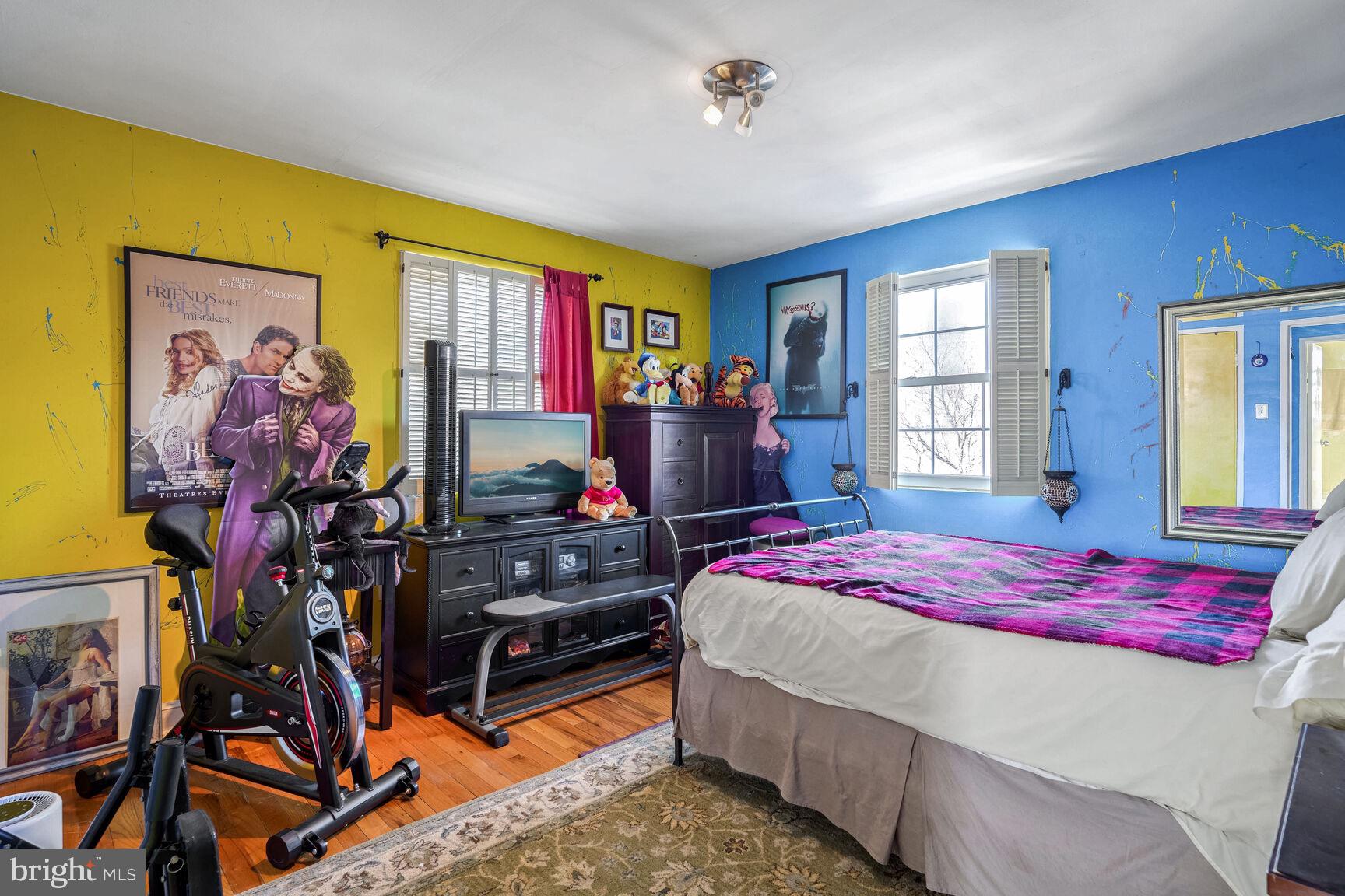 ARLINGTON HEIGHTS - Residential