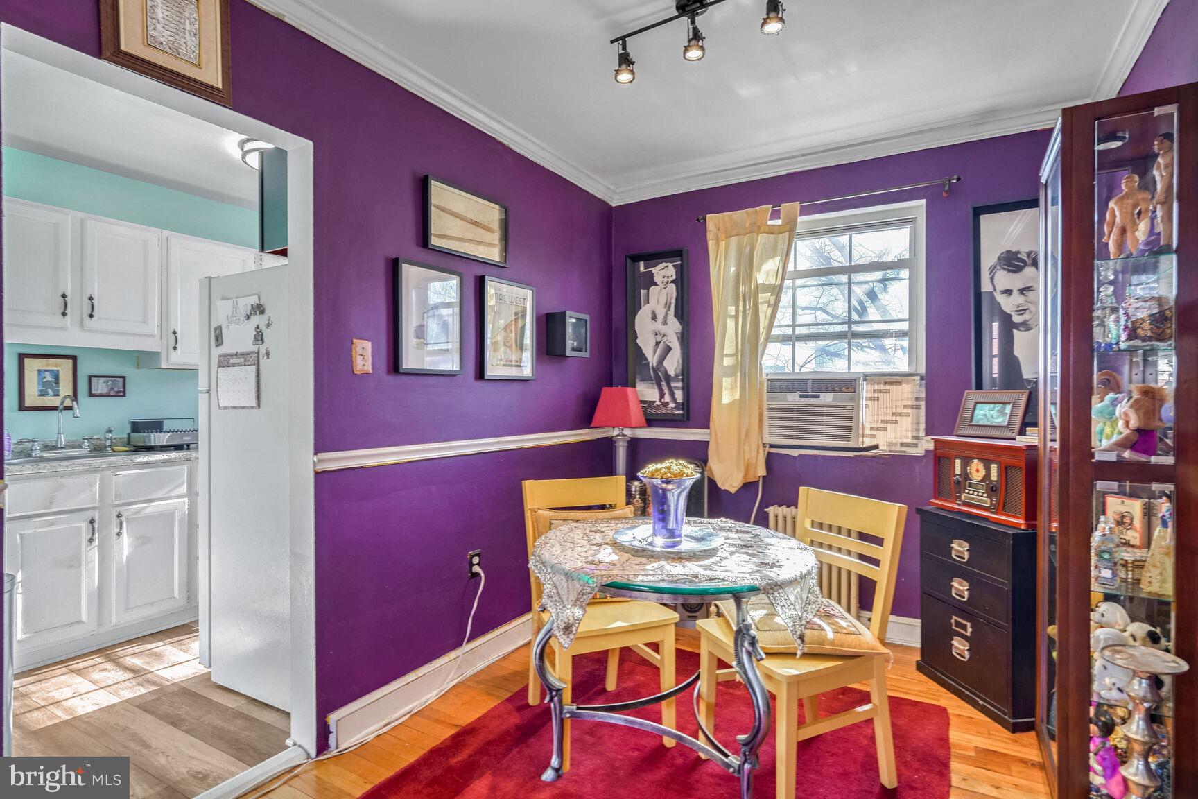 ARLINGTON HEIGHTS - Residential