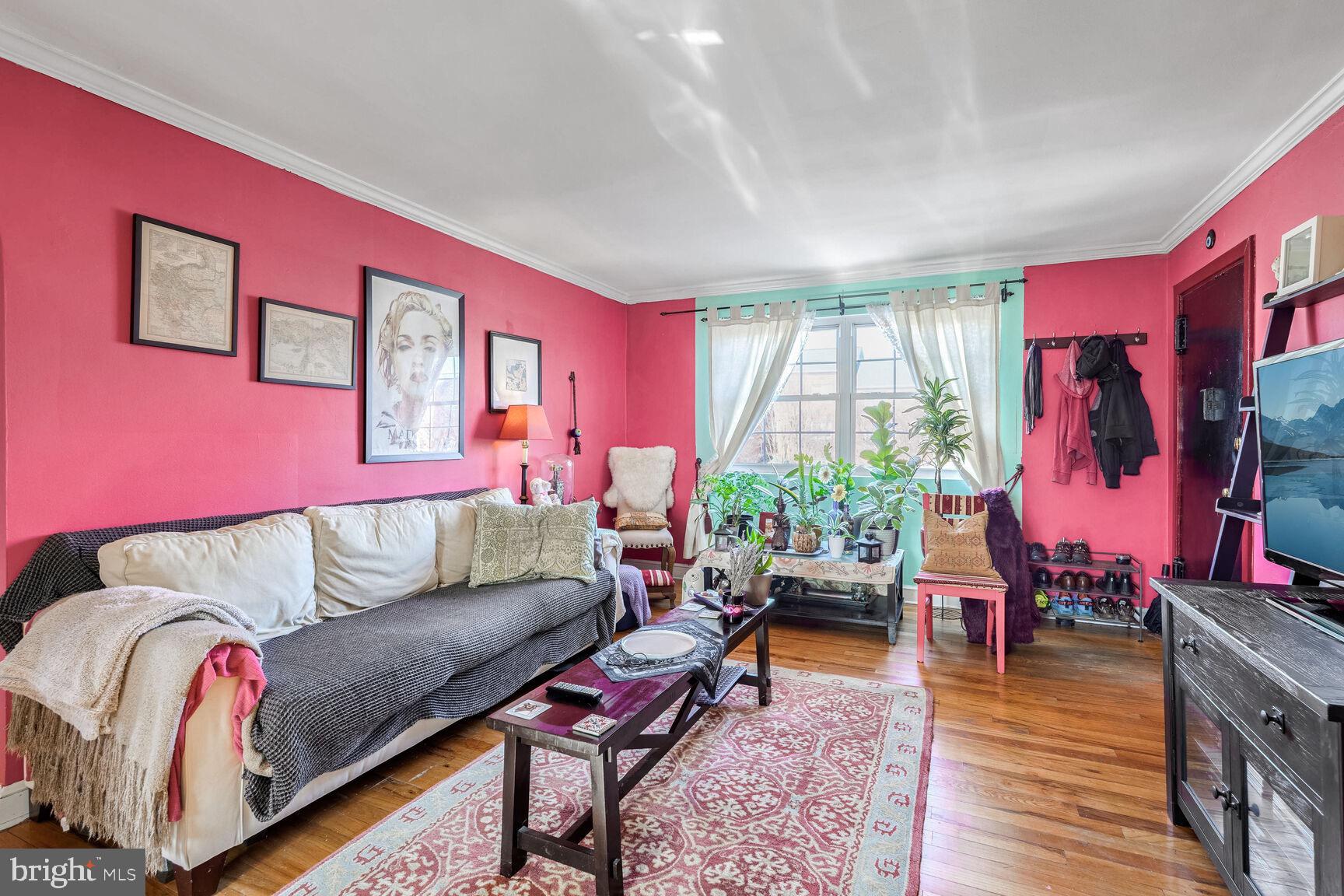 ARLINGTON HEIGHTS - Residential