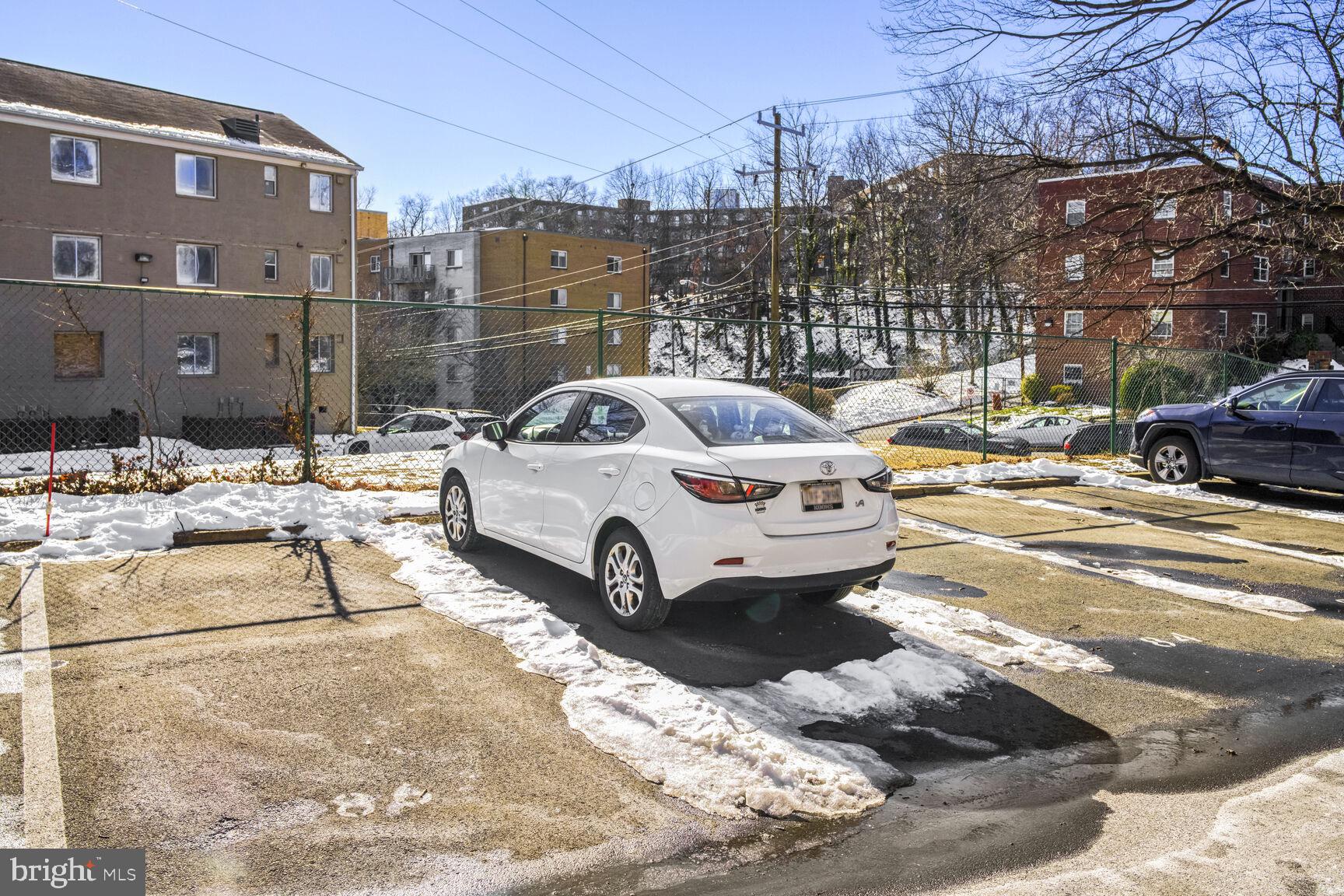 ARLINGTON HEIGHTS - Residential