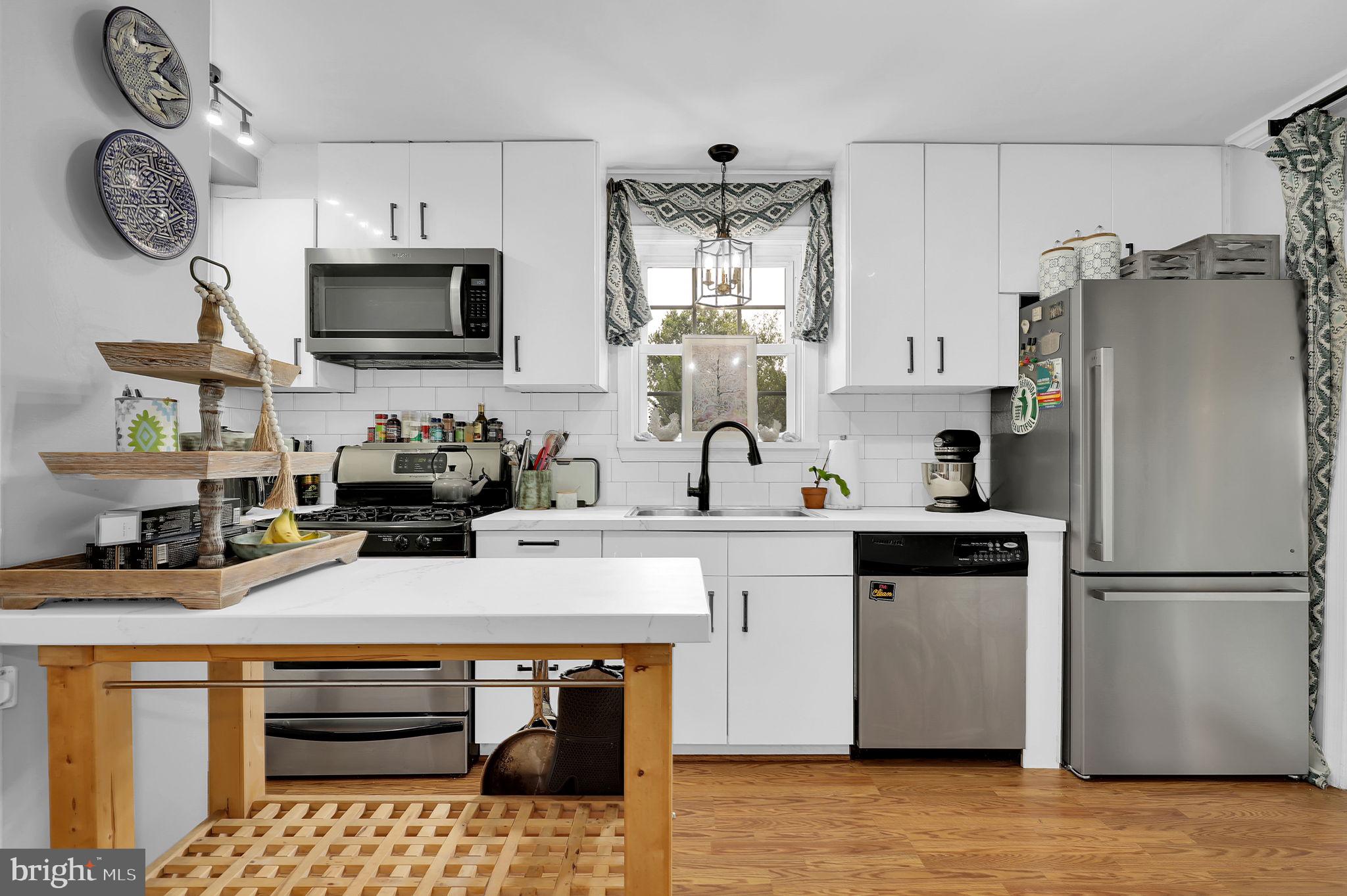 INDIAN SPRING MANOR - Residential