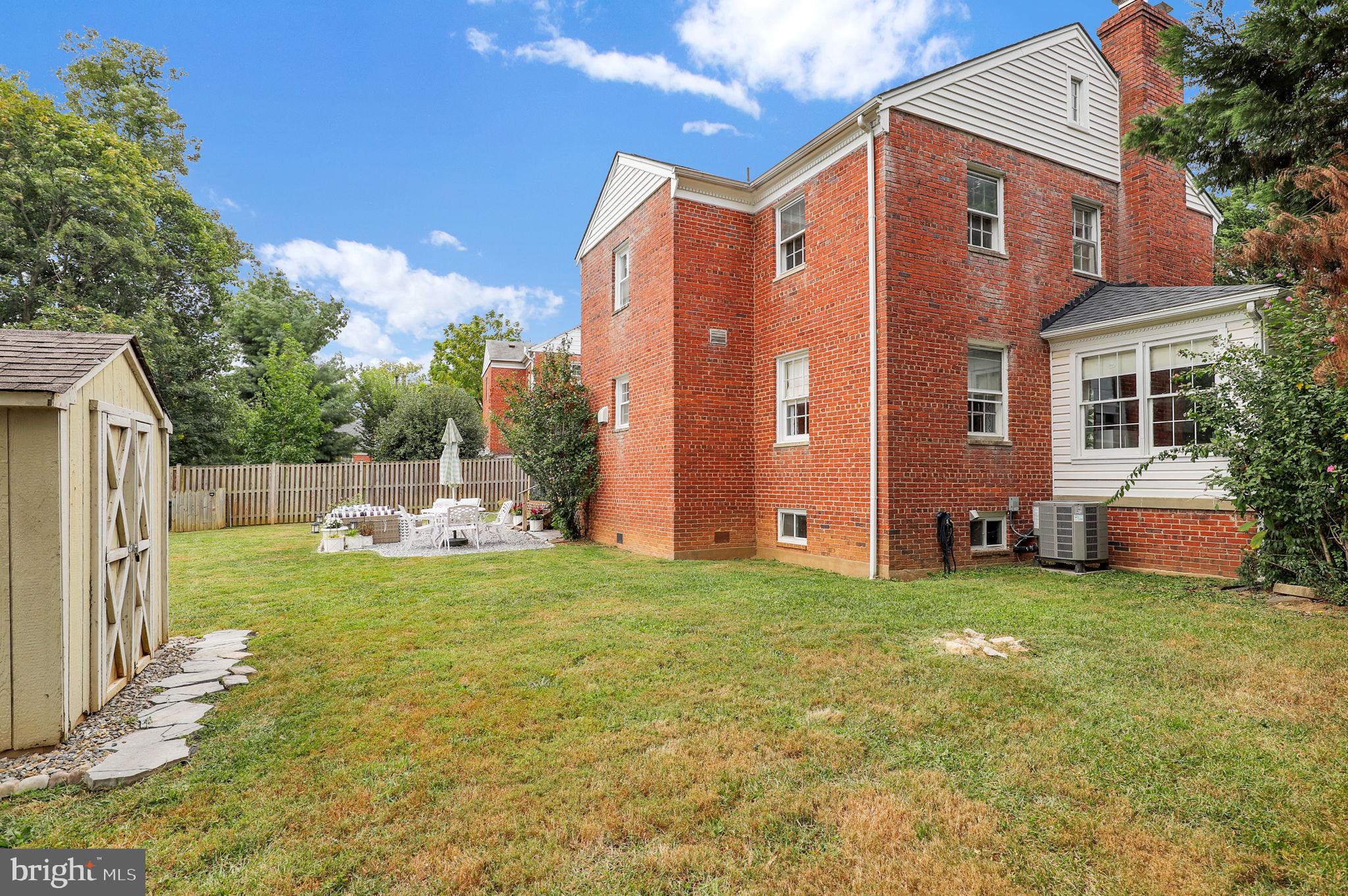 INDIAN SPRING MANOR - Residential