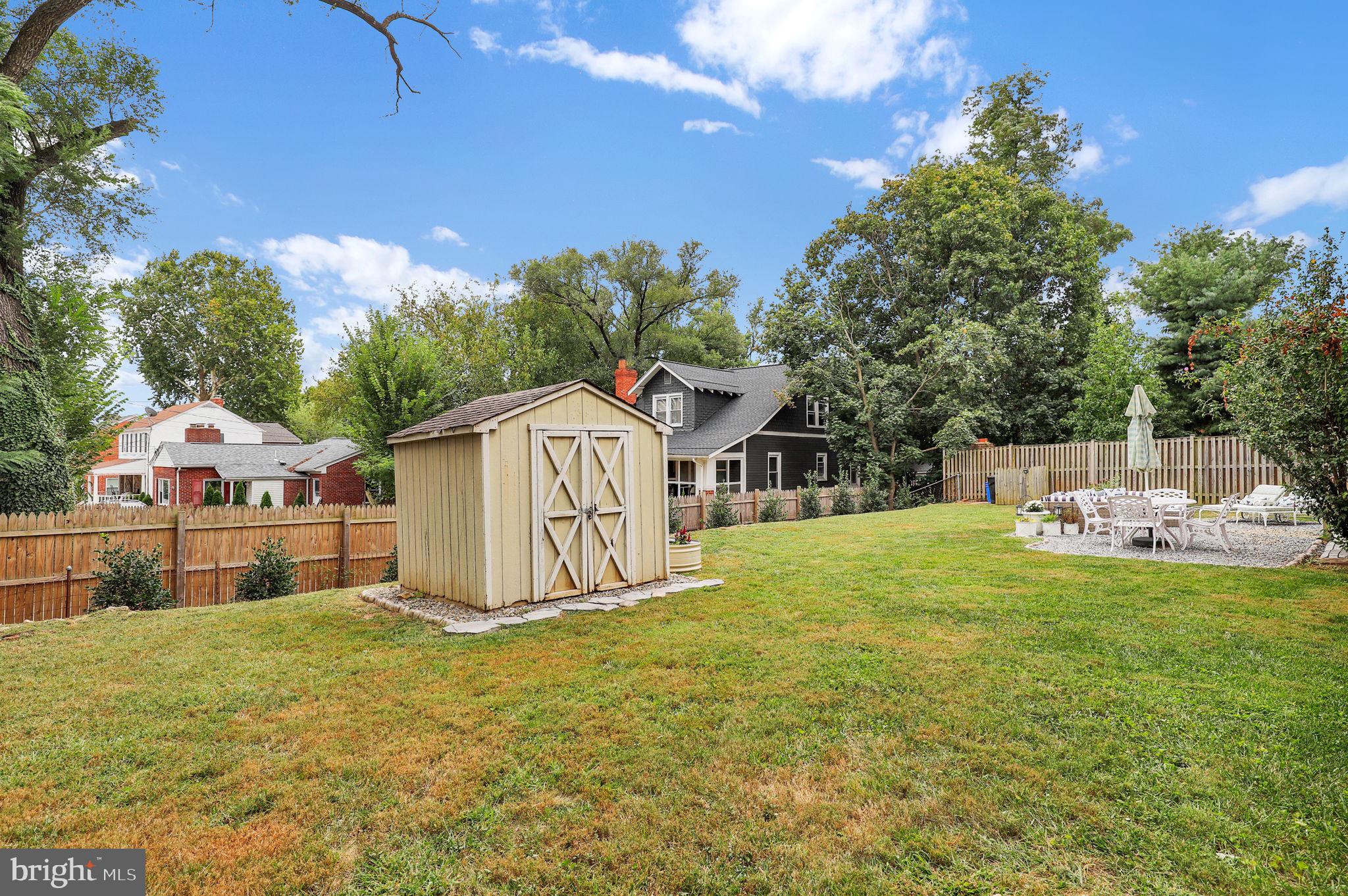 INDIAN SPRING MANOR - Residential