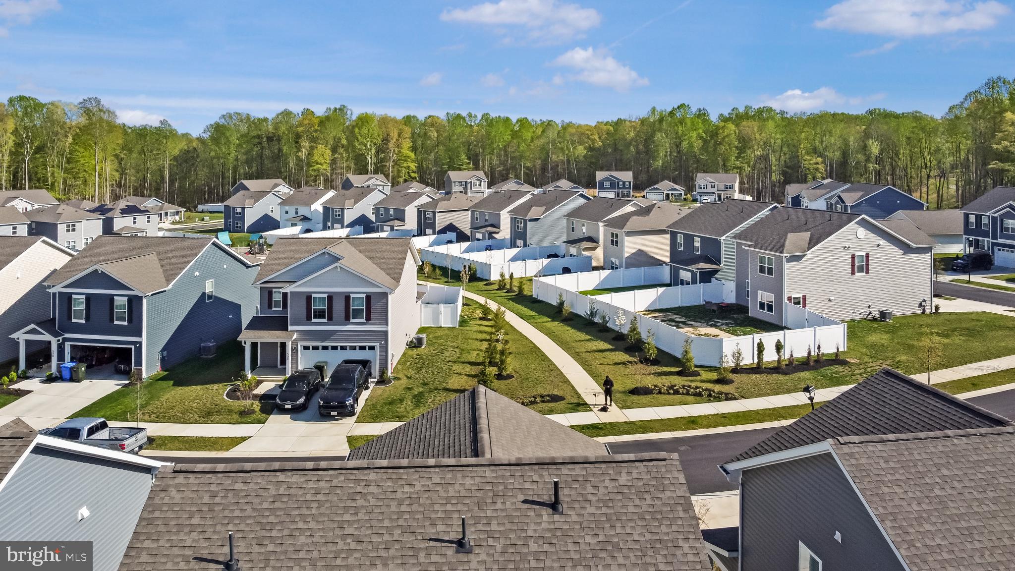 PINEGROVE - Residential