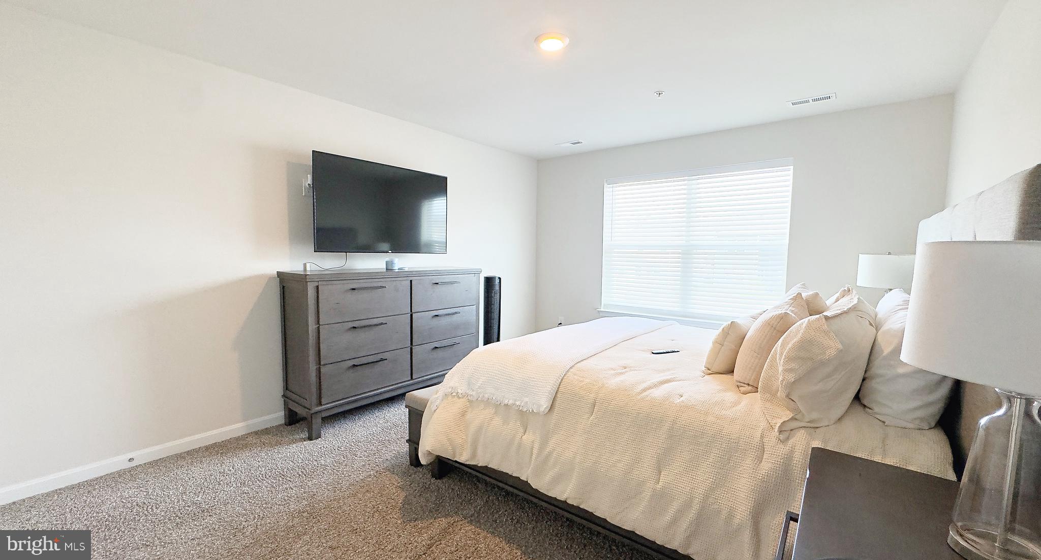 PINEGROVE - Residential