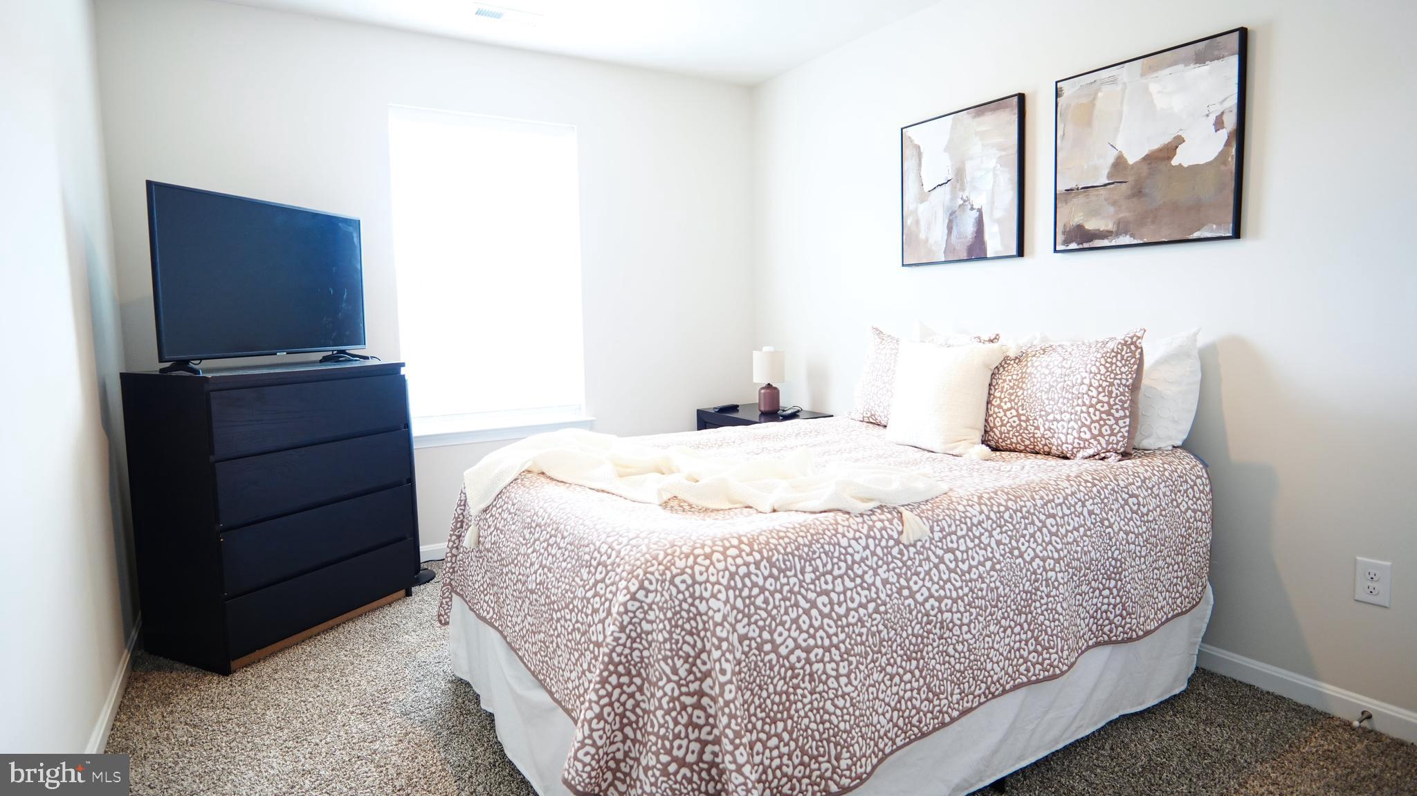 PINEGROVE - Residential