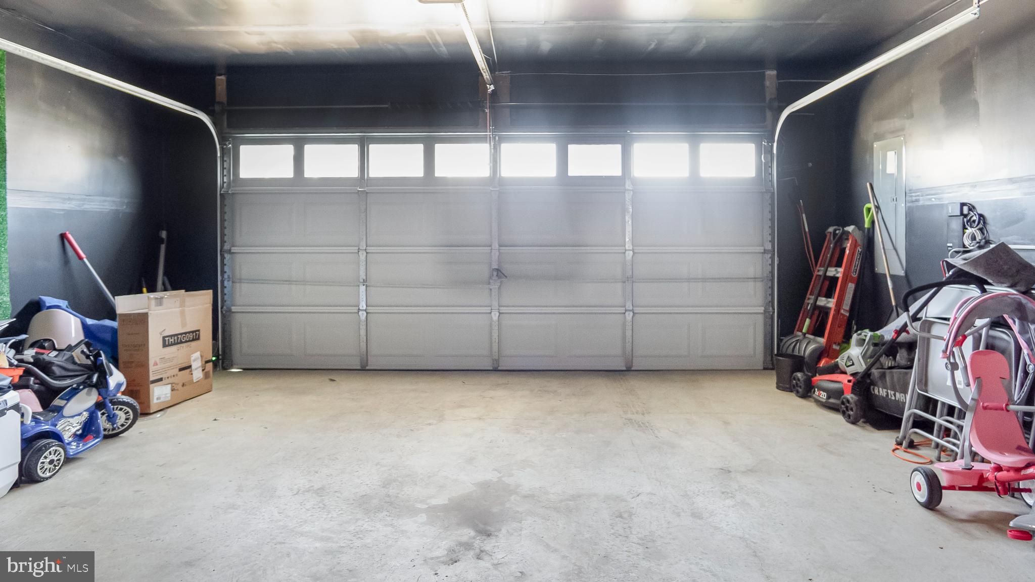 PINEGROVE - Residential