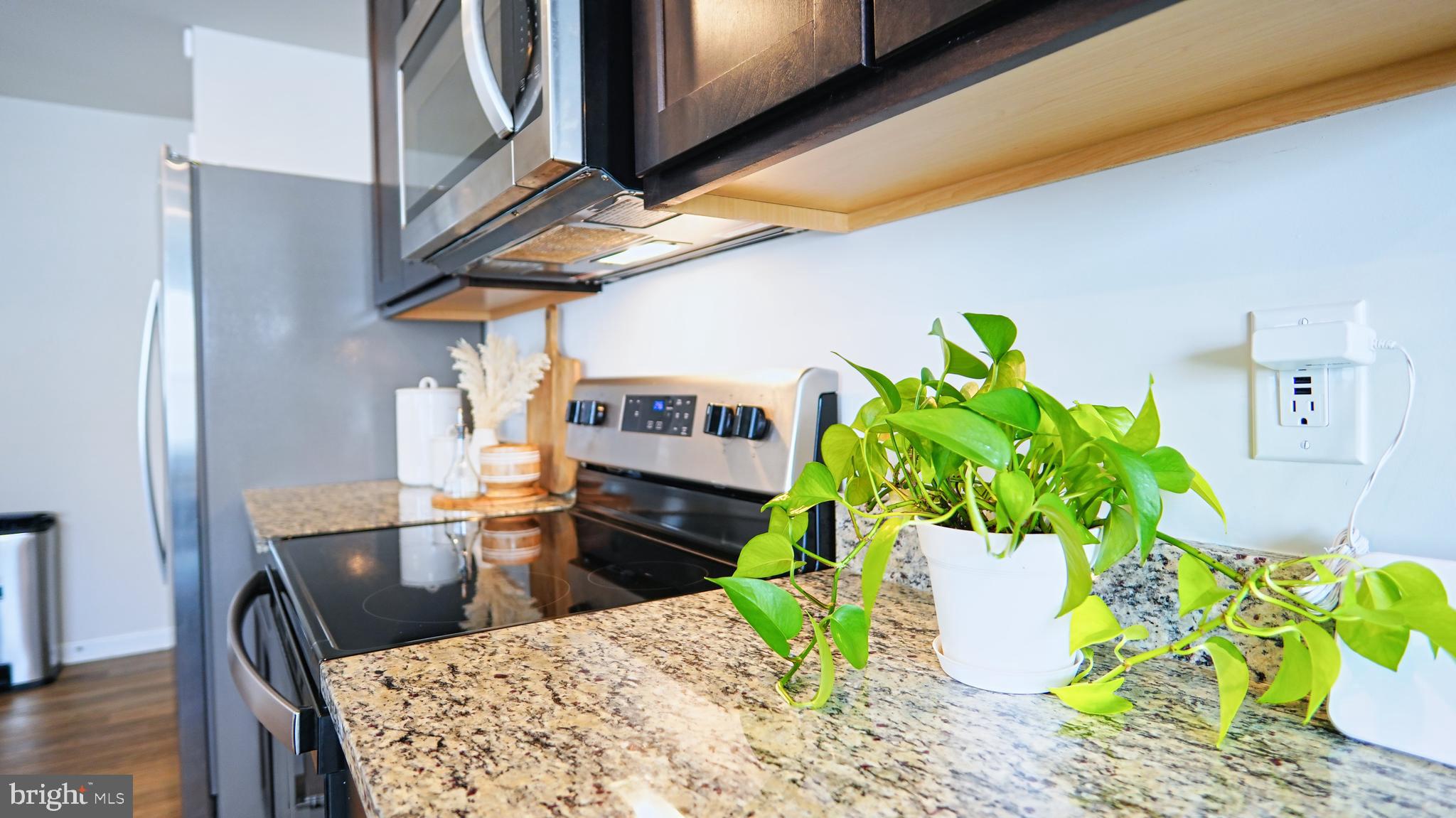 PINEGROVE - Residential