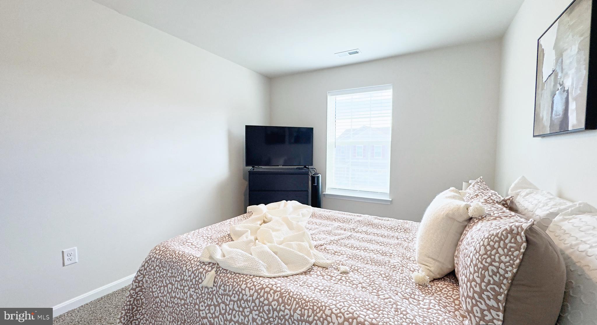 PINEGROVE - Residential