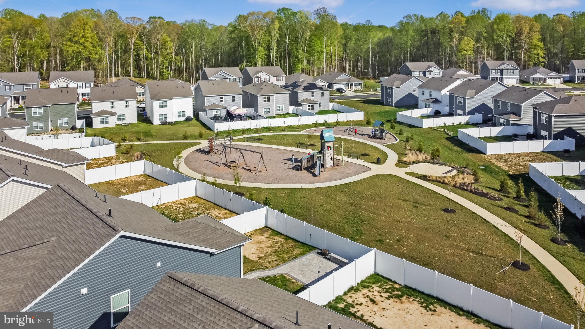 PINEGROVE - Residential