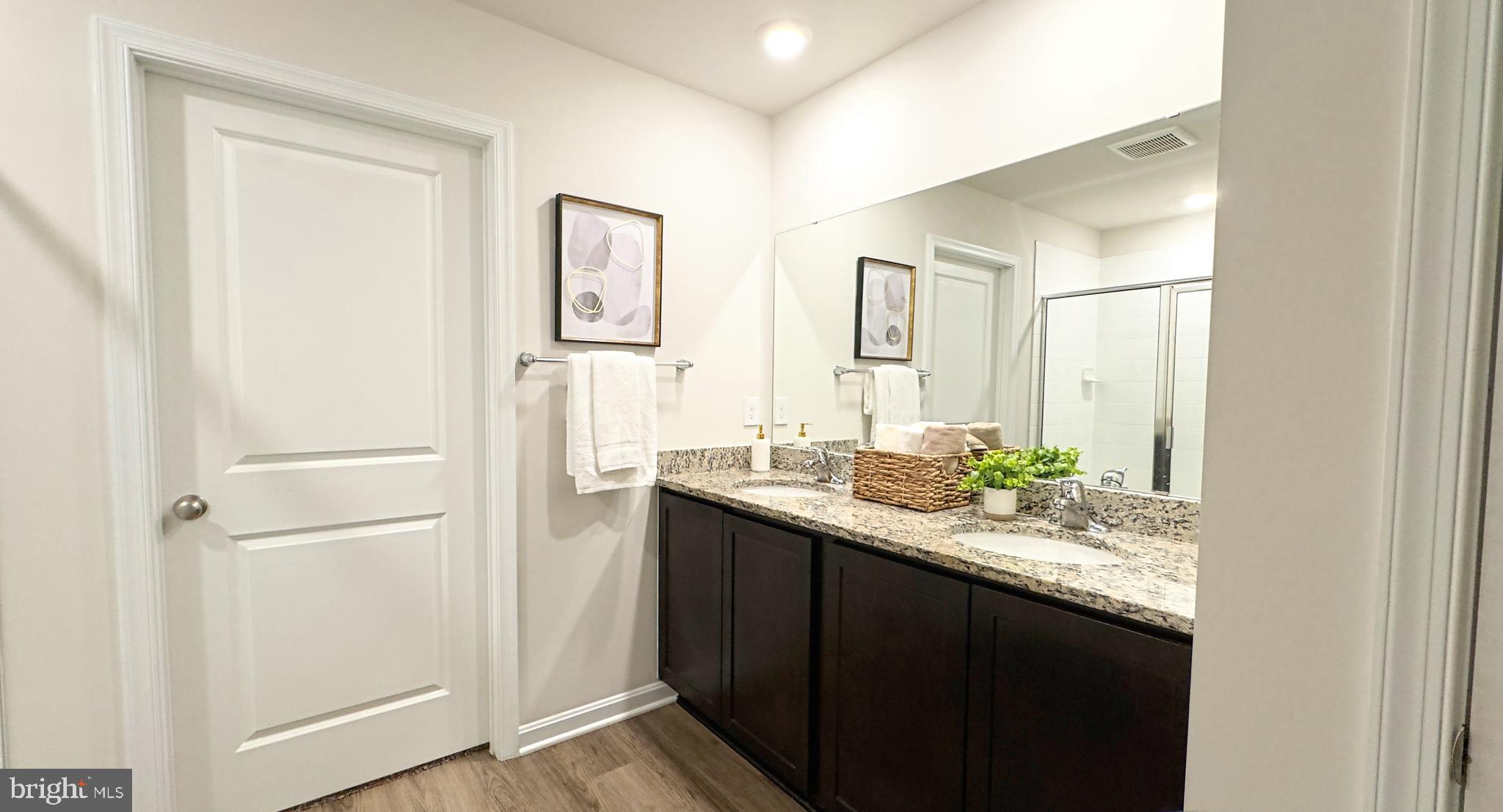 PINEGROVE - Residential