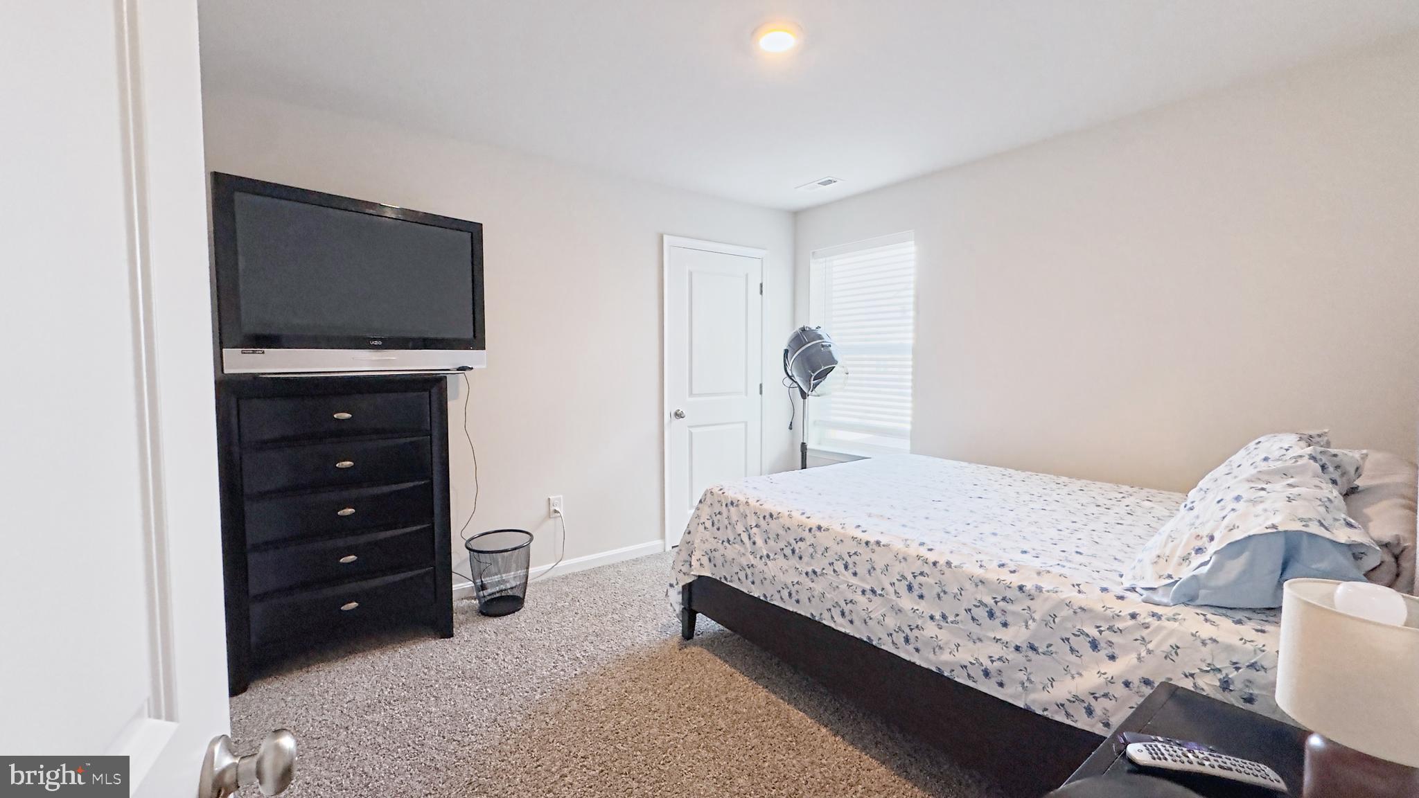 PINEGROVE - Residential