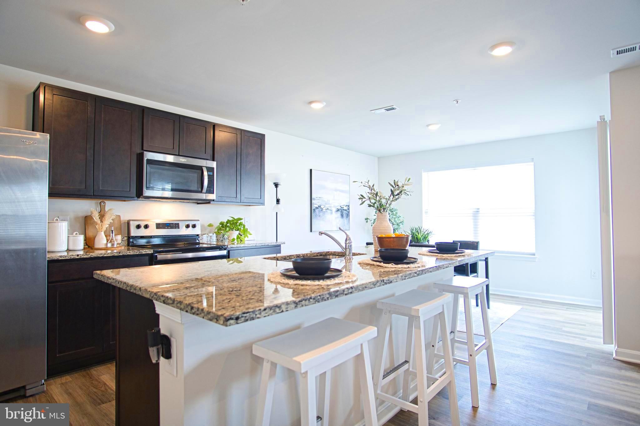 PINEGROVE - Residential