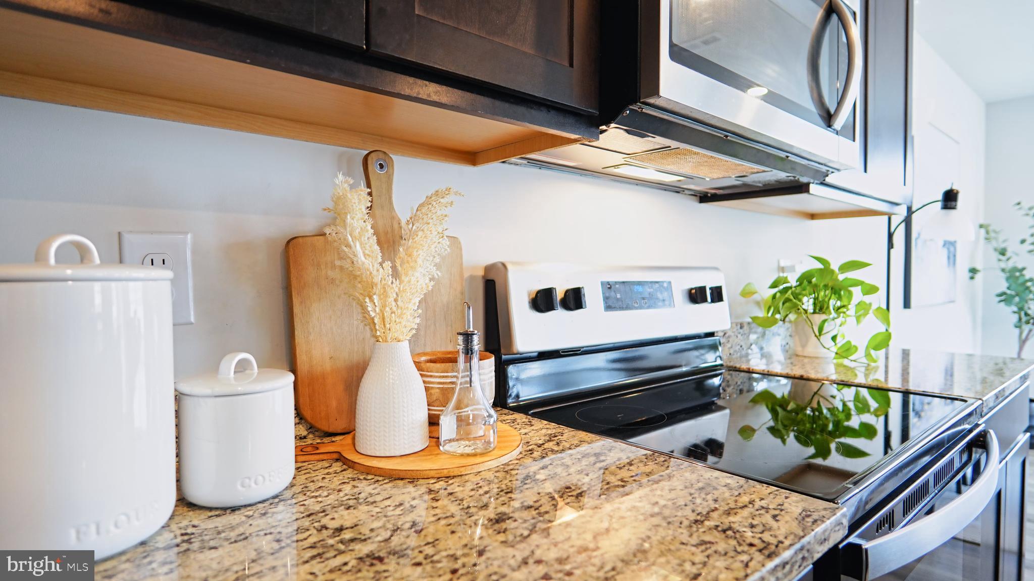 PINEGROVE - Residential