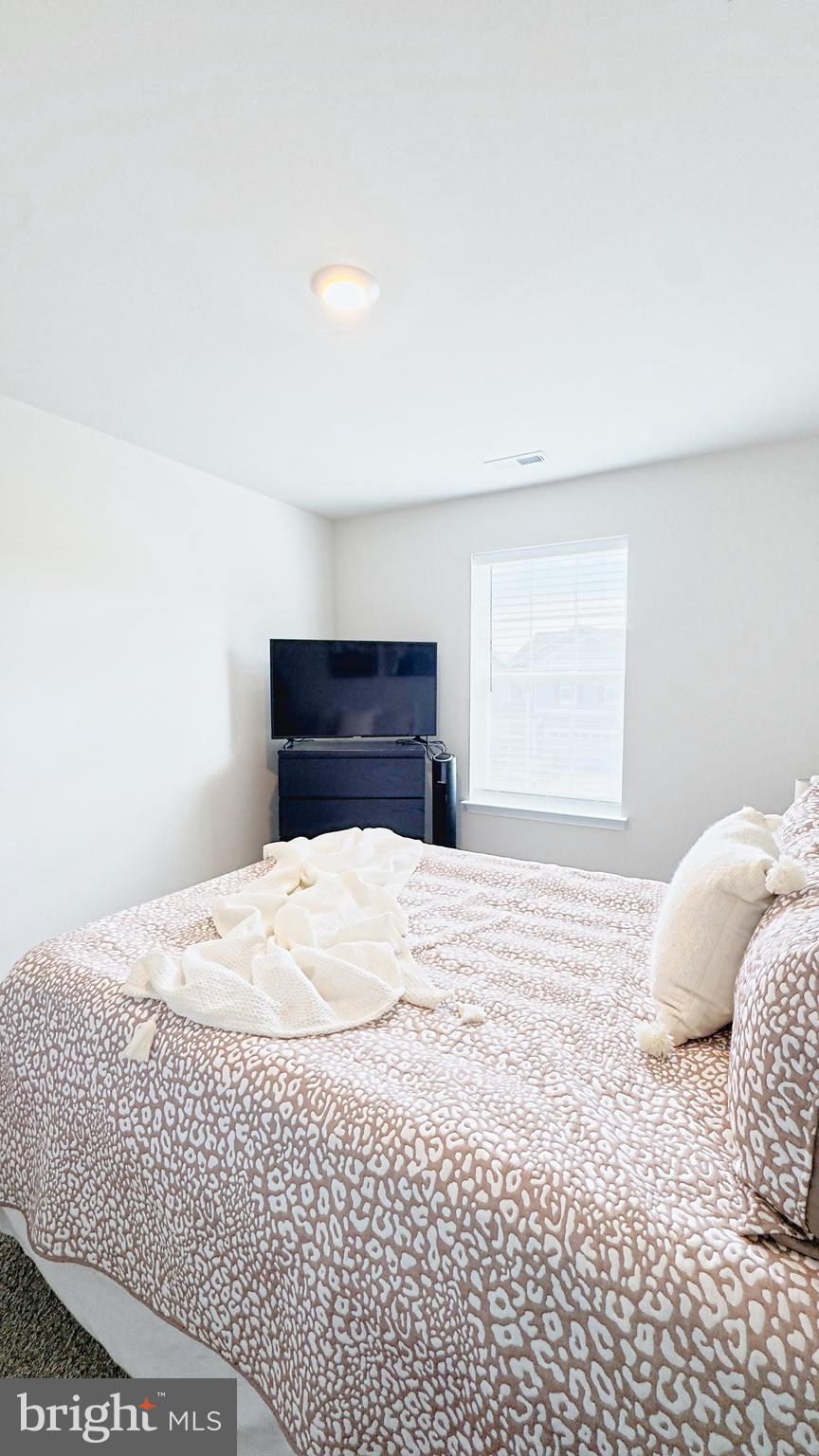 PINEGROVE - Residential