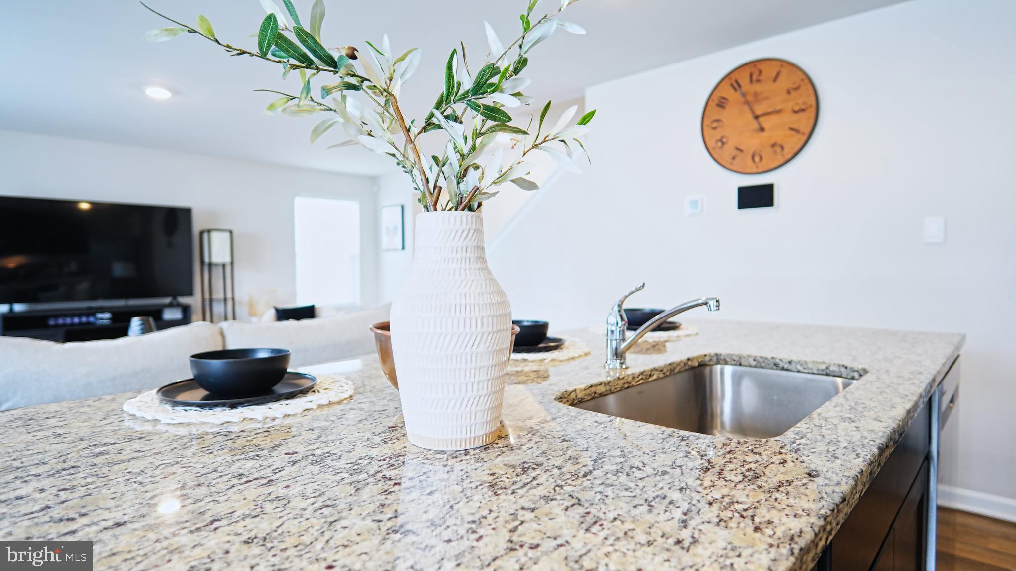 PINEGROVE - Residential