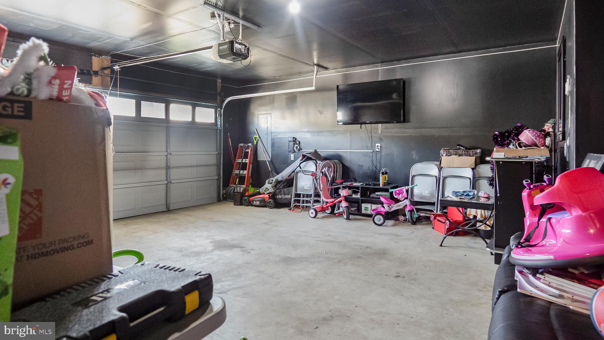 PINEGROVE - Residential