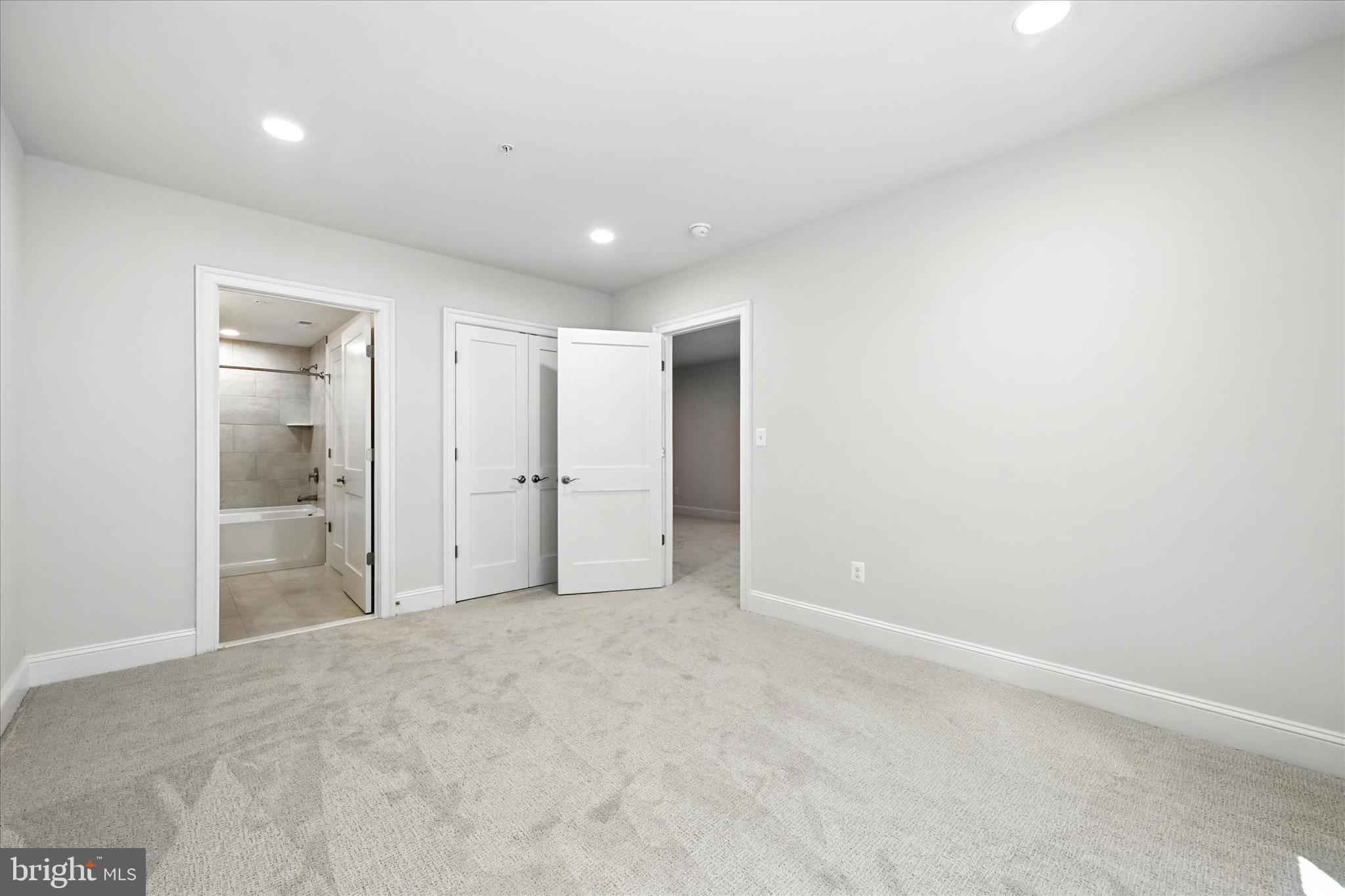 RODGERS FORGE - Residential