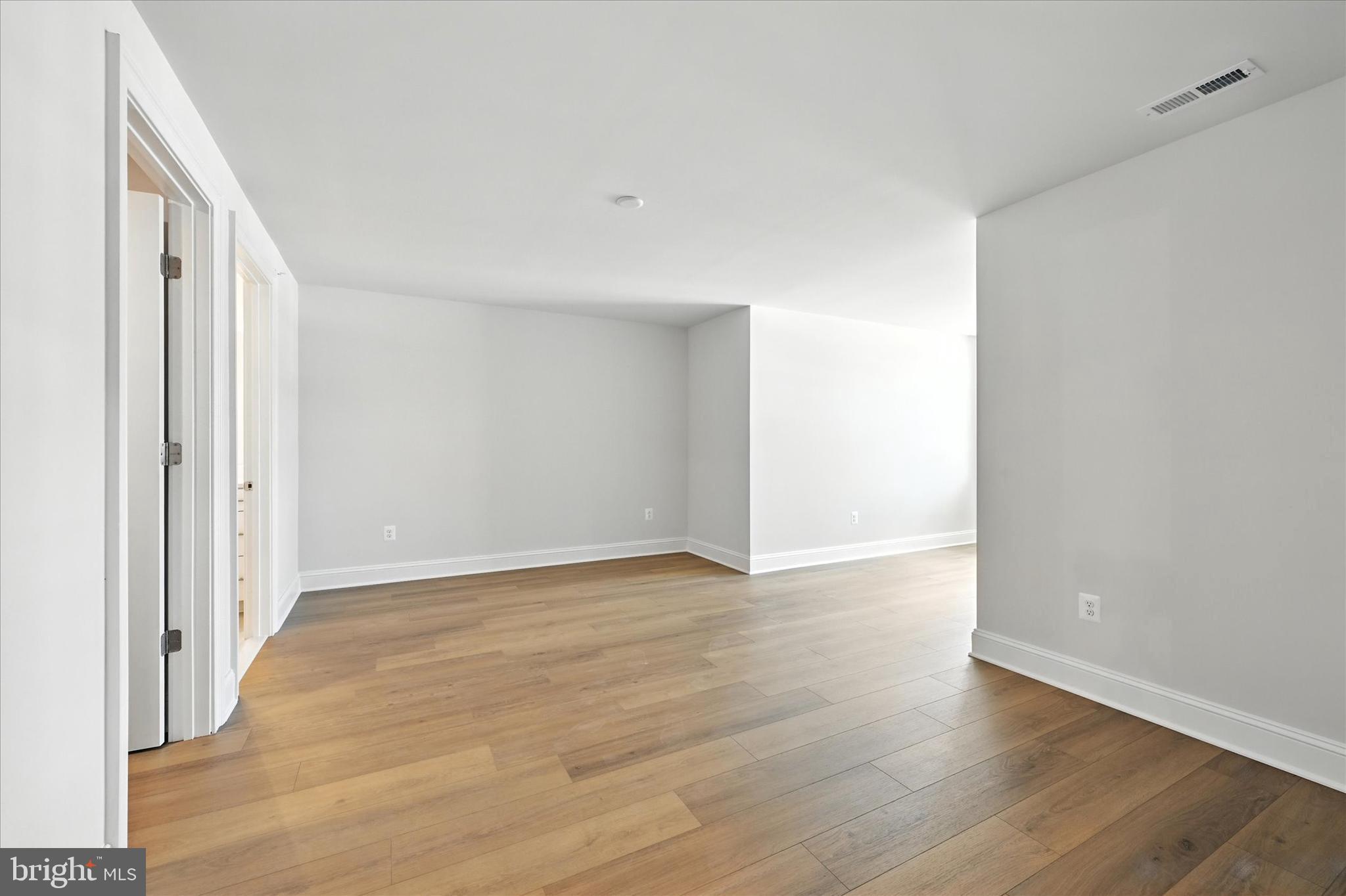 RODGERS FORGE - Residential