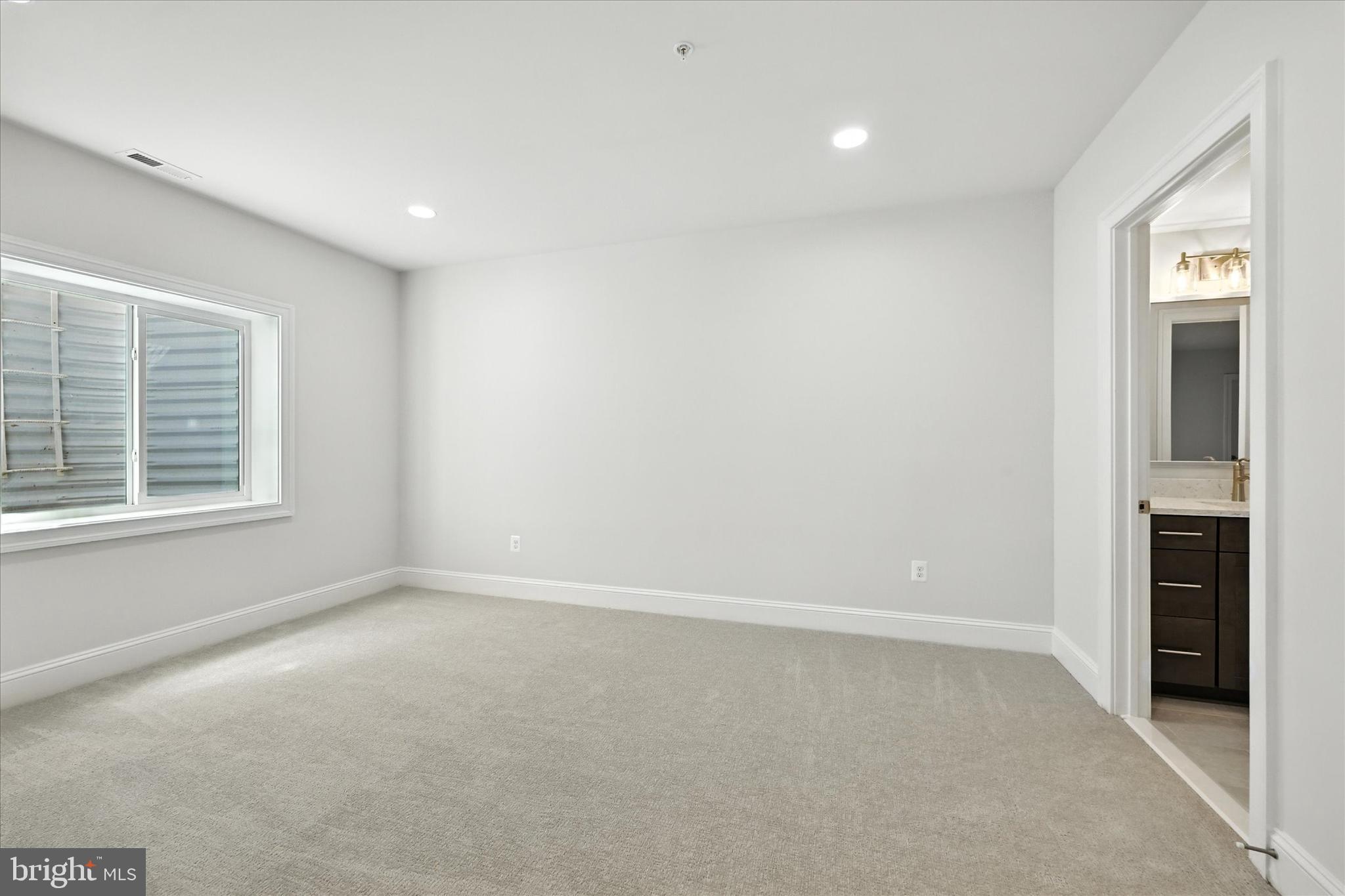 RODGERS FORGE - Residential