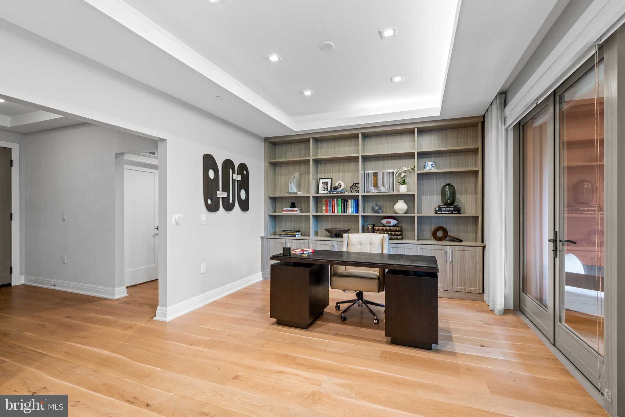 CHEVY CHASE - Residential